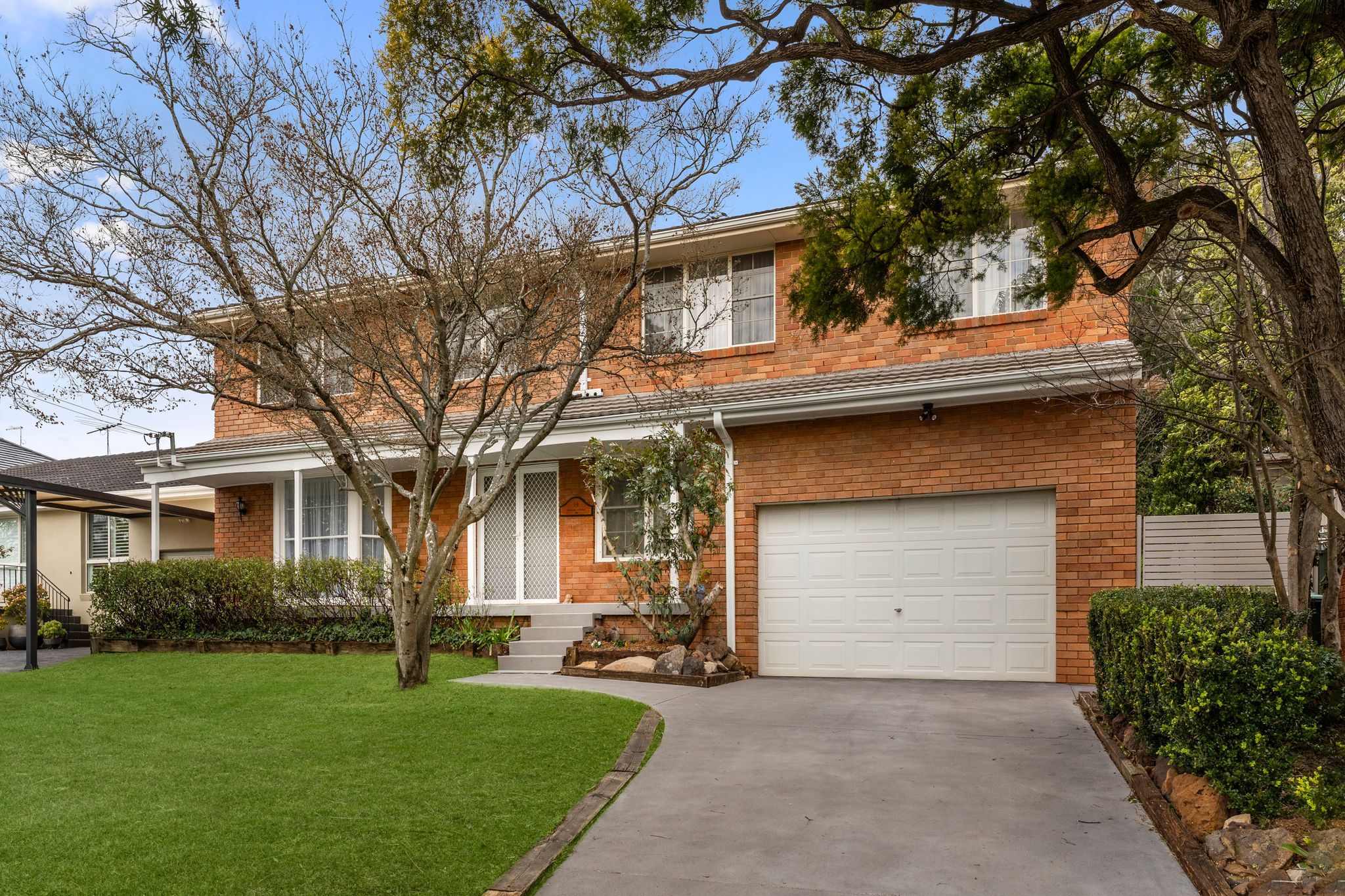 19 Gregory Avenue — photo 4 of 30