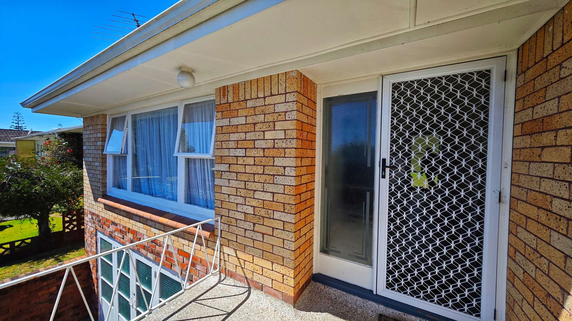 32 Collie Street photo 19