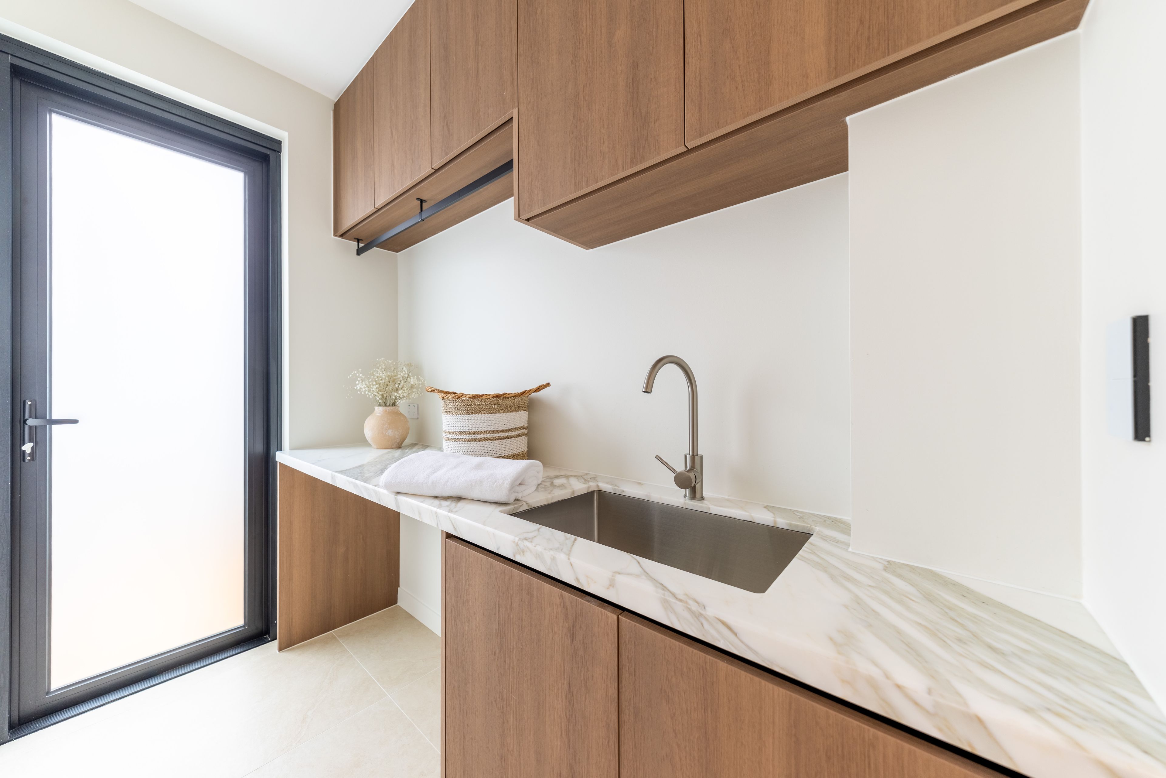 27A Ellen Street — photo 11 of 20