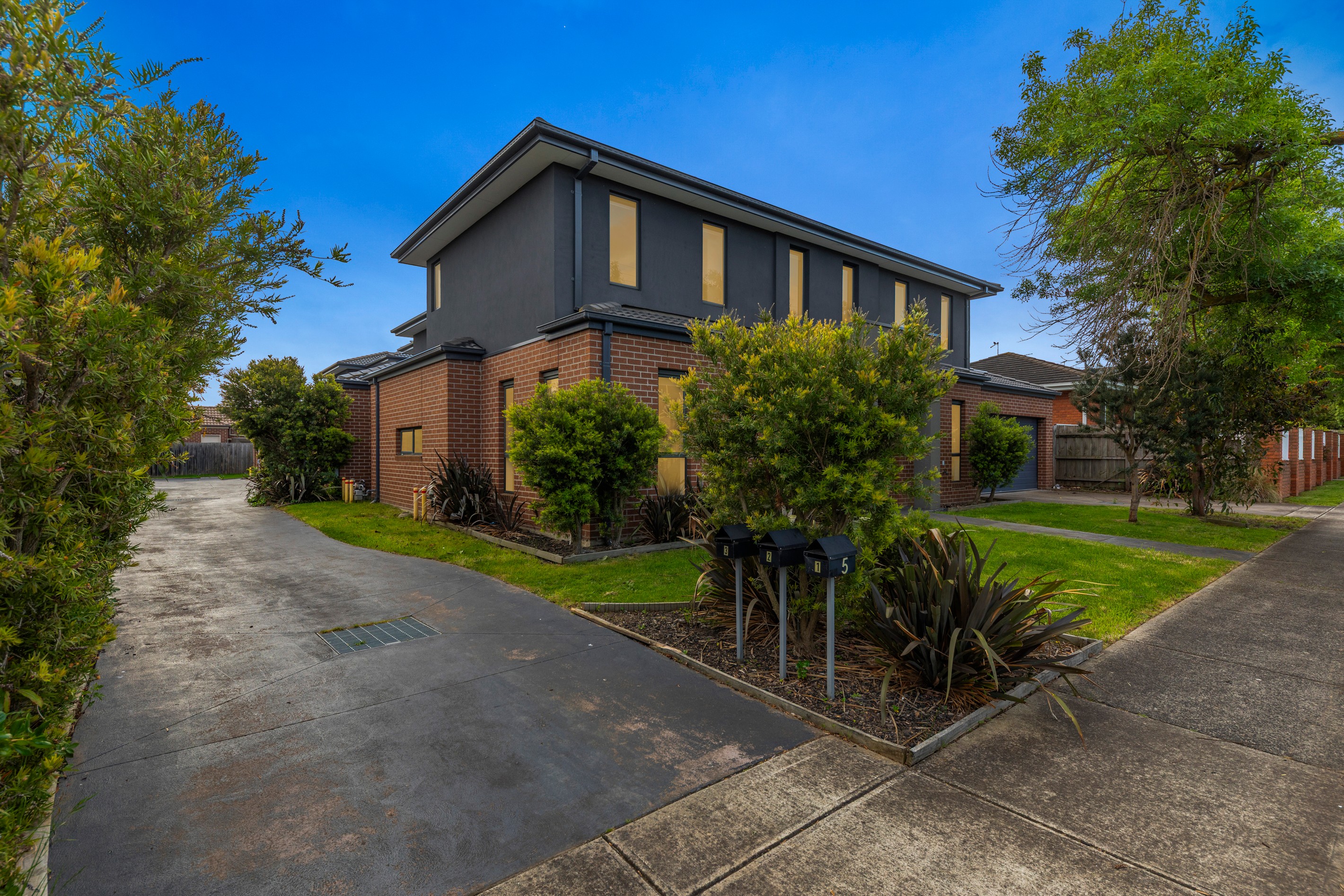 1/5 Henry Street, Pakenham, VIC 3810