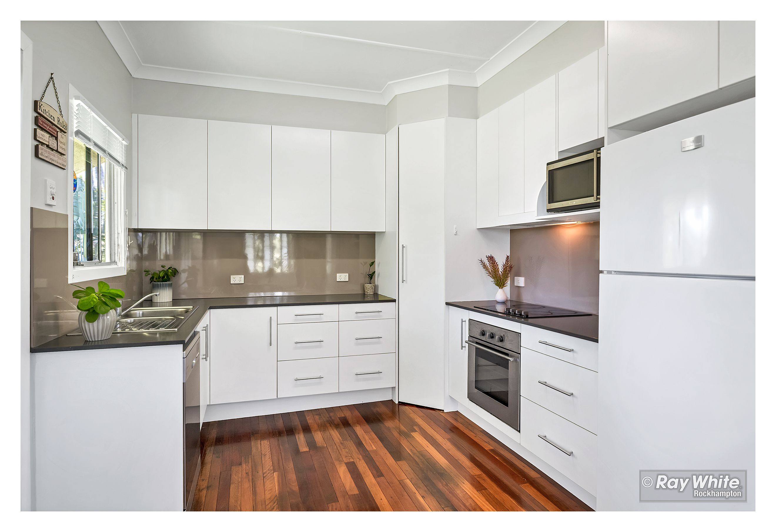 7 Bean Street, Park Avenue, QLD 4701