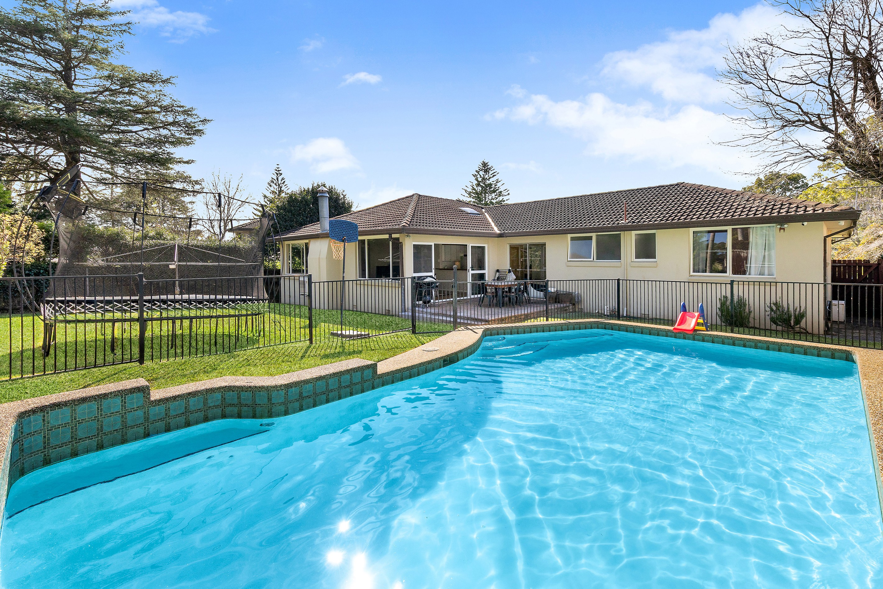 12 Aronia Avenue, St Ives, NSW 2075