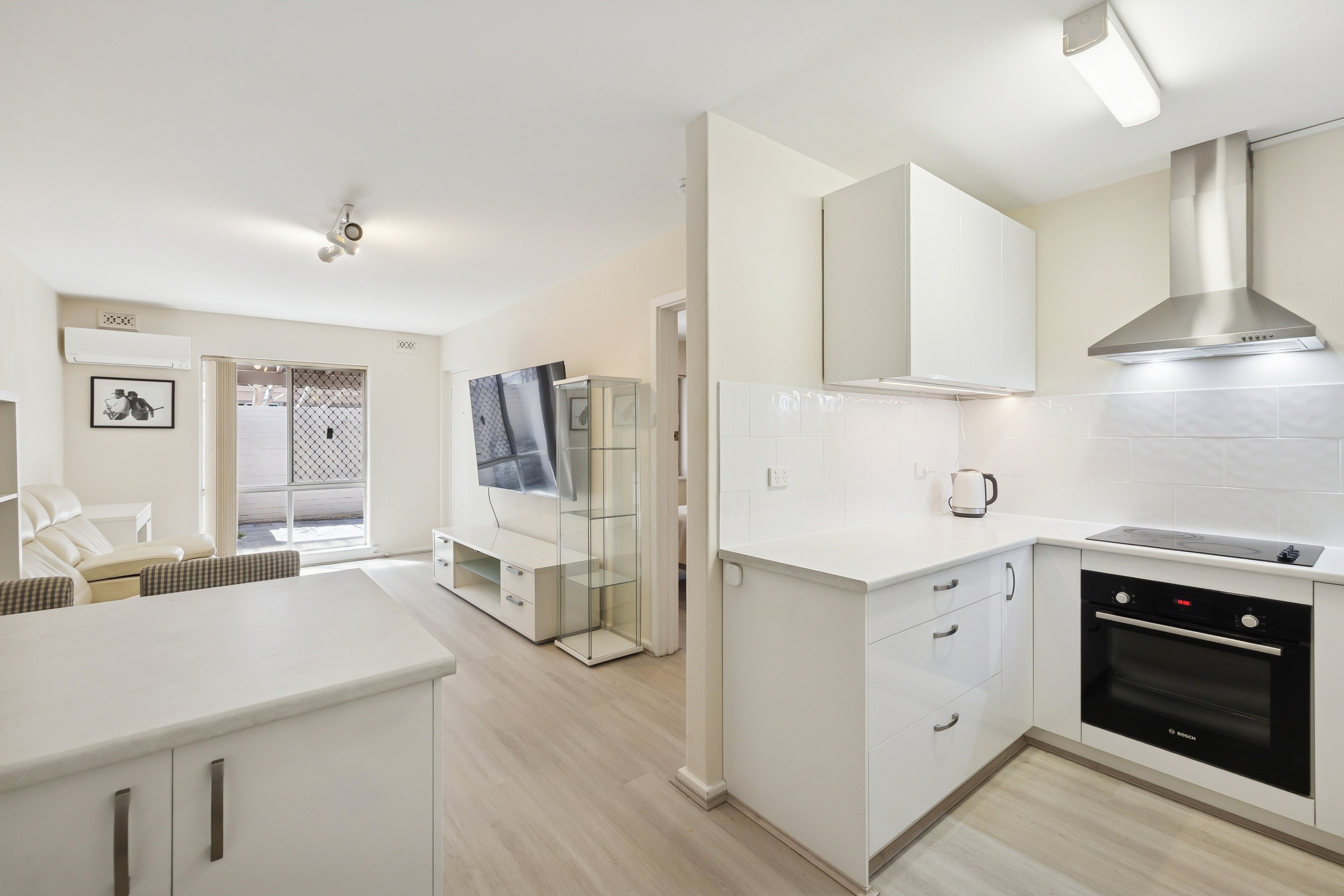 9/4 Comer Street, Como, WA 6152