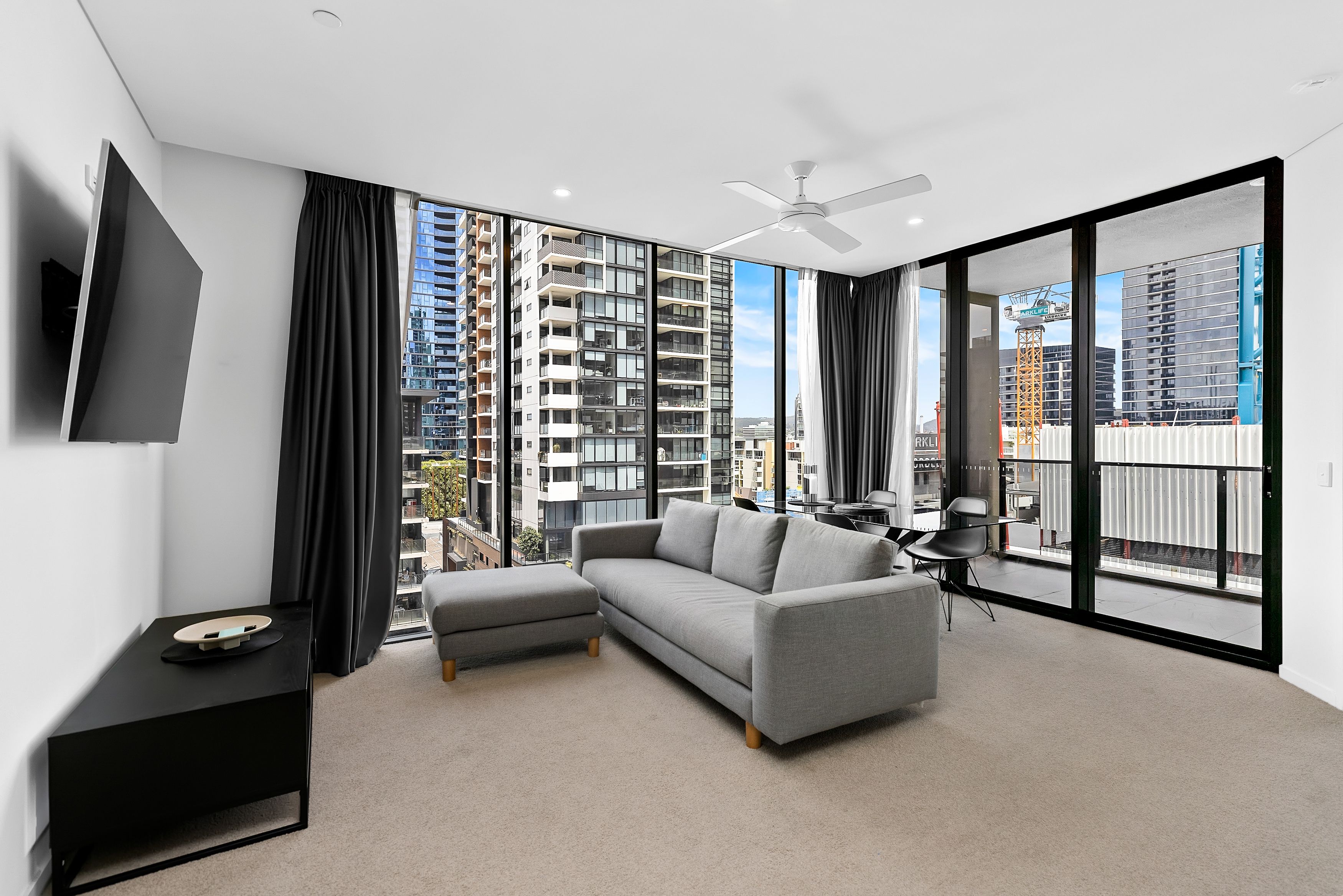 909/111 Melbourne Street, South Brisbane, QLD 4101