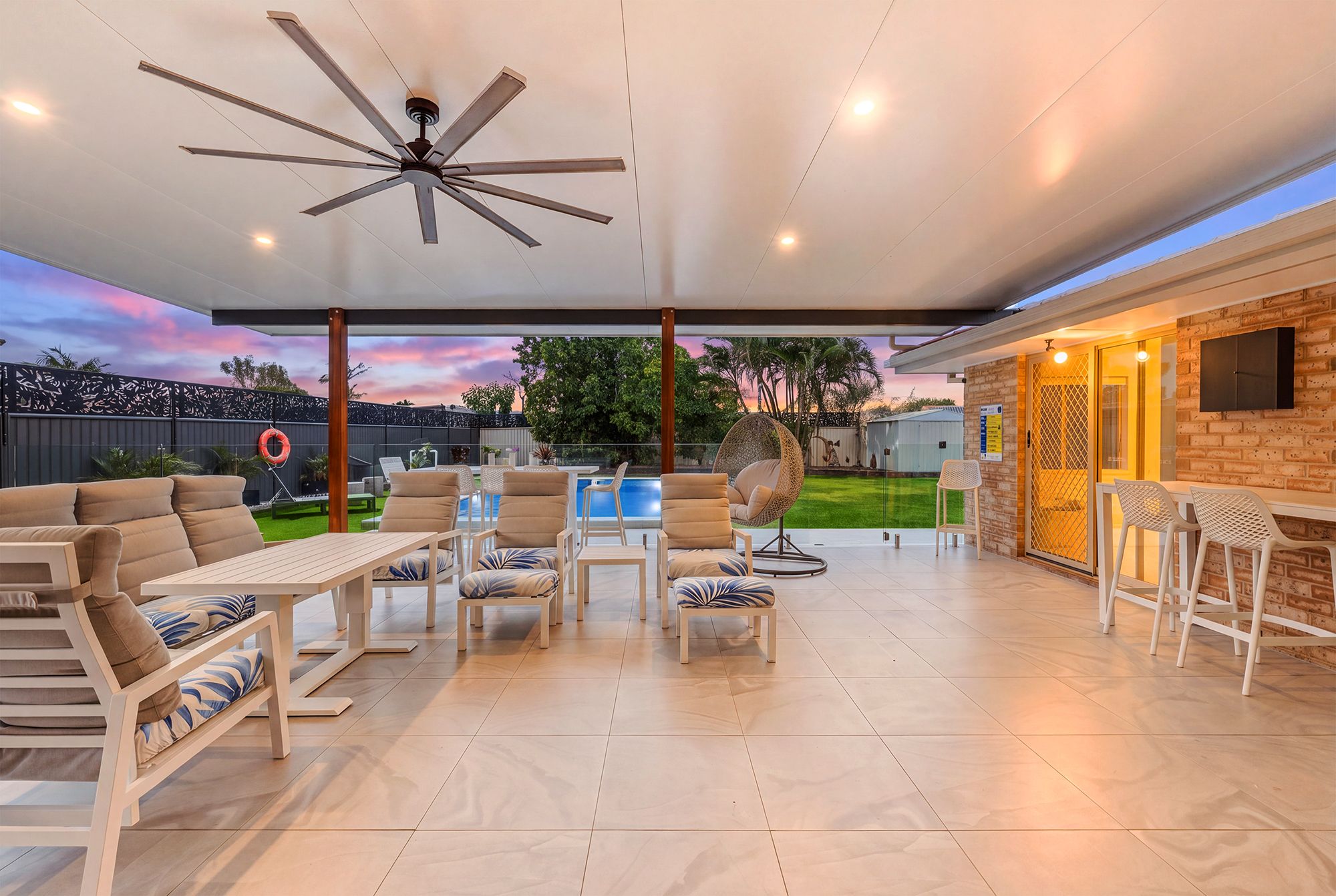 18 Silvabank Drive, Varsity Lakes, QLD 4227