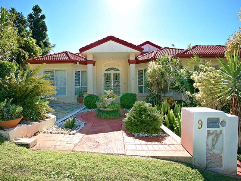 9 Highvale Drive, Helensvale, QLD 4212