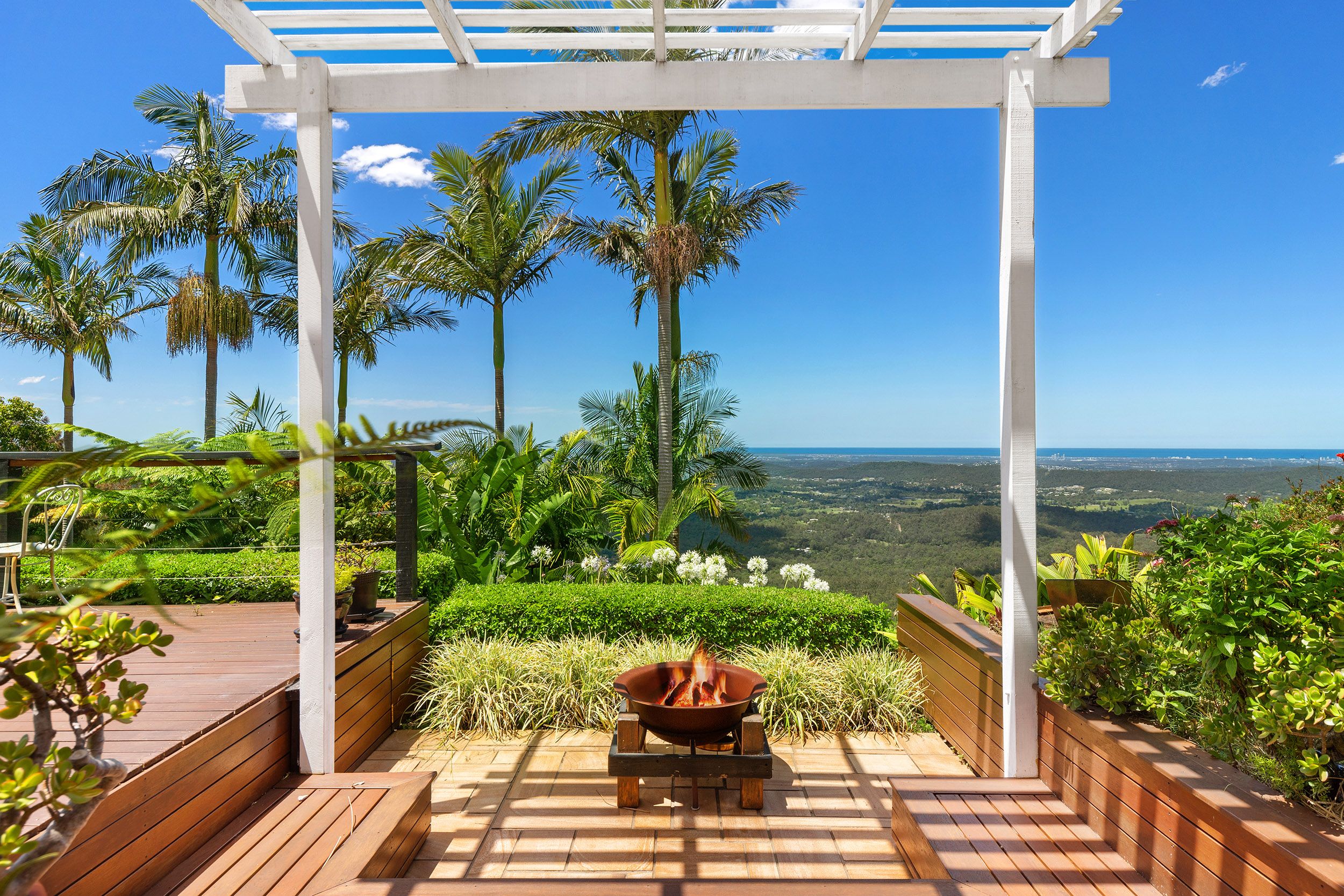 243245 Guanaba Road, Tamborine Mountain, QLD 4272 Sold House Ray