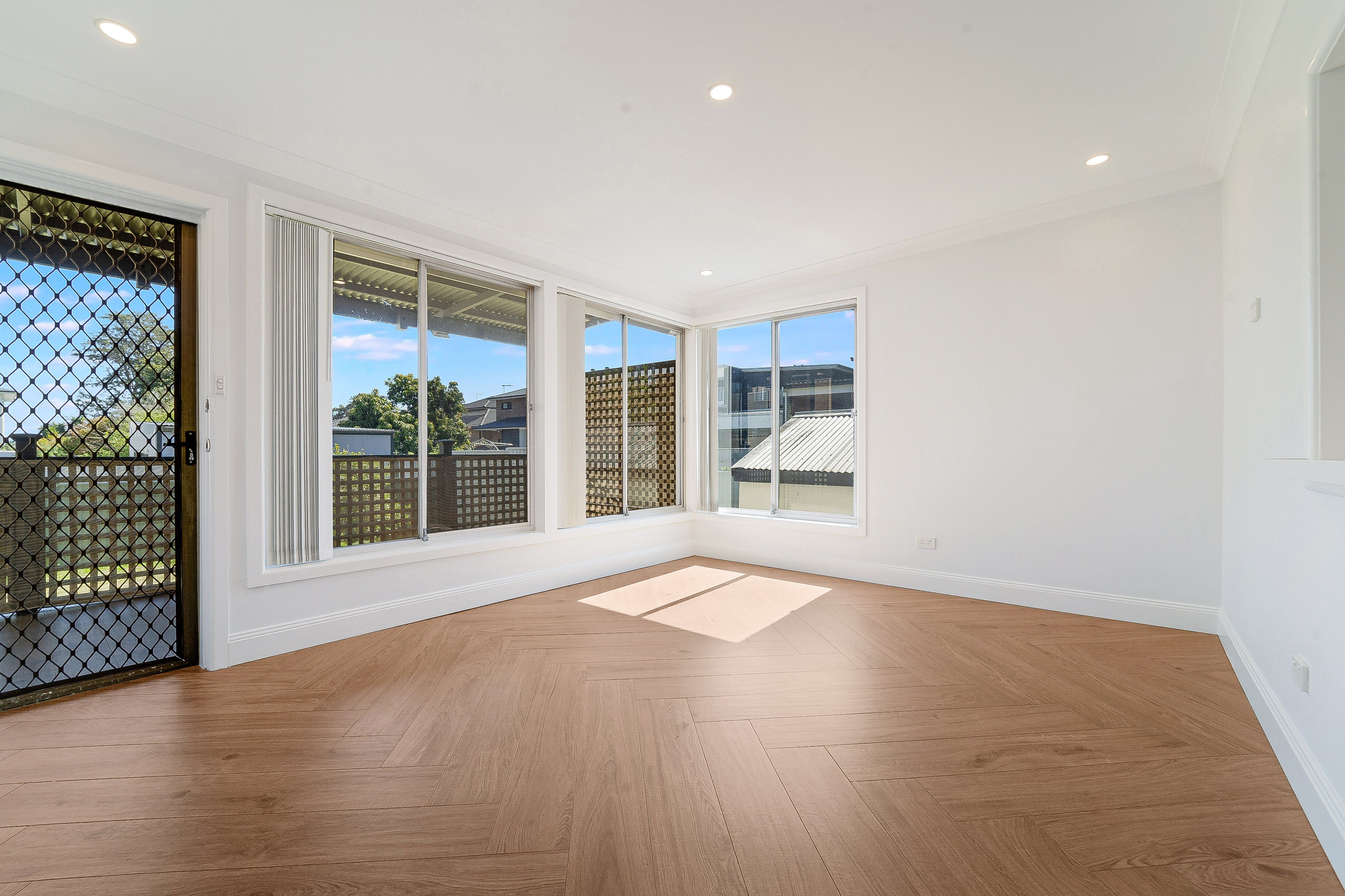 2 Brown Street — photo 4 of 10