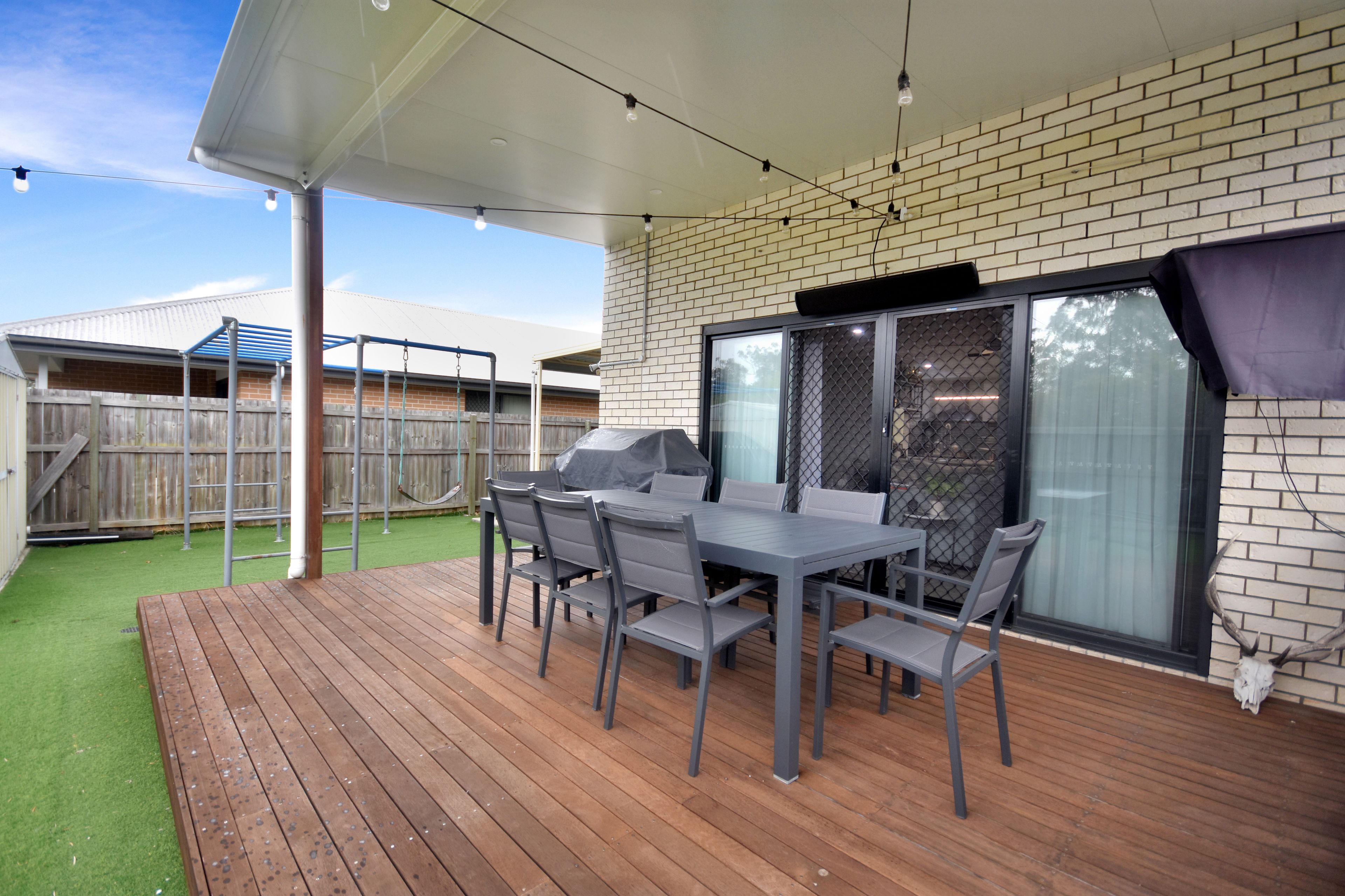 21 Sanctuary Crescent — photo 16 of 18