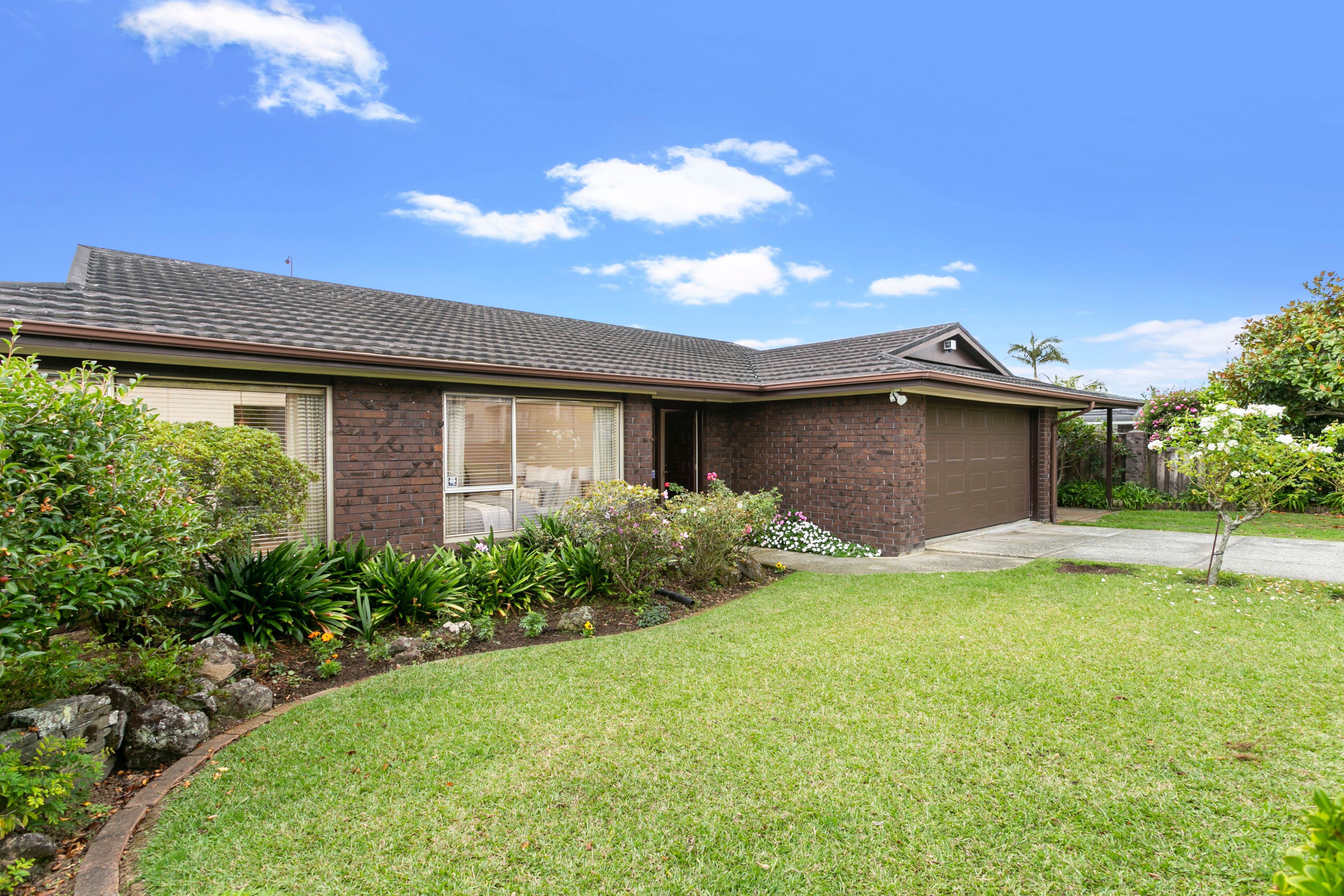 12 Paykel Avenue, Farm Cove, Manukau City