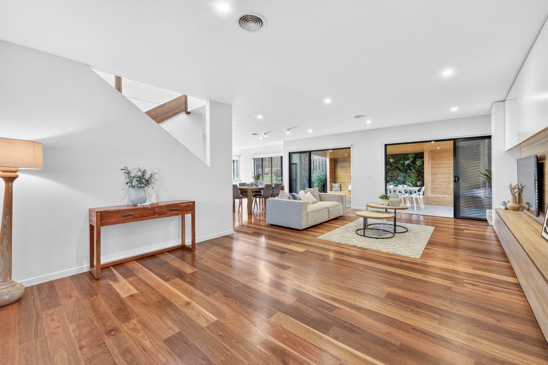 2/3 Cassia Street, Notting Hill, VIC 3168