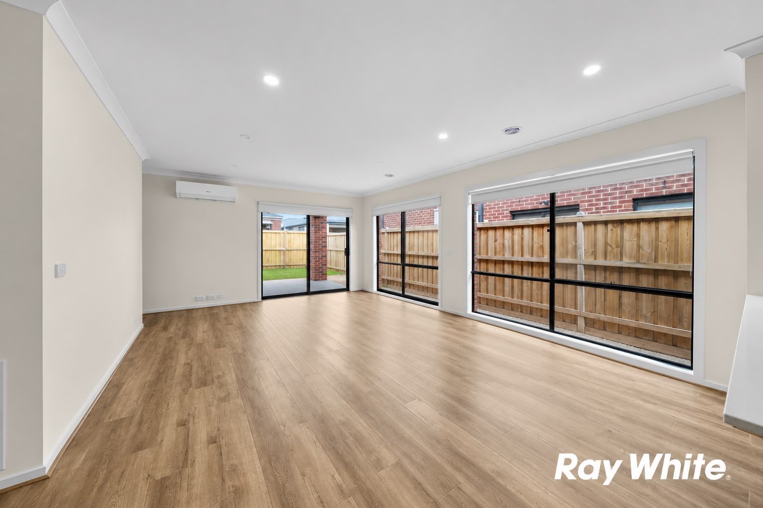 6 Turtulla Street — photo 6 of 17