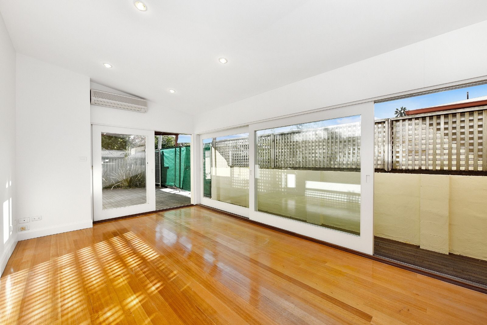 44 O'Connell Street, Newtown, NSW 2042