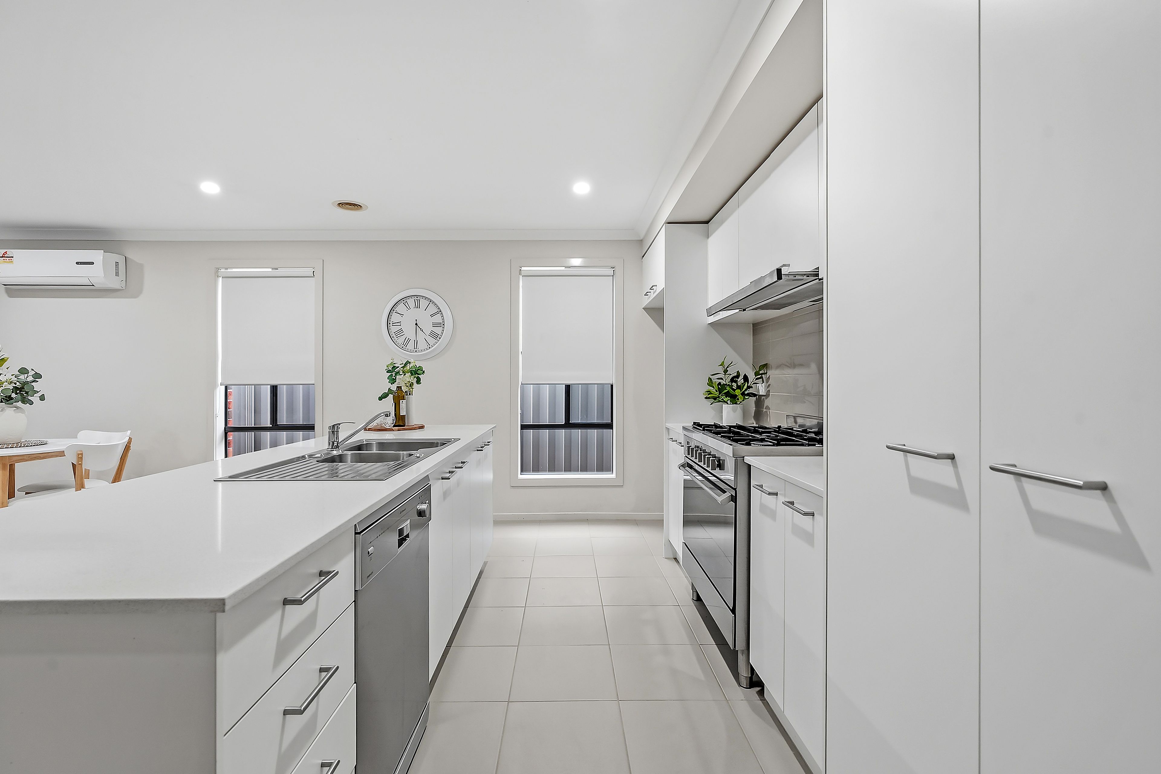 122 Nelson Street, Cranbourne East, VIC 3977