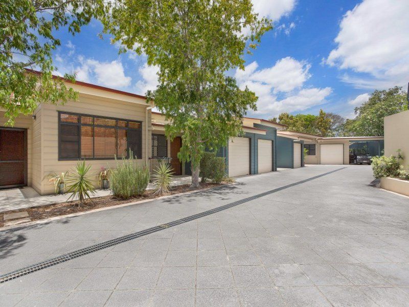 37 Seventh Avenue, Windsor QLD 4030