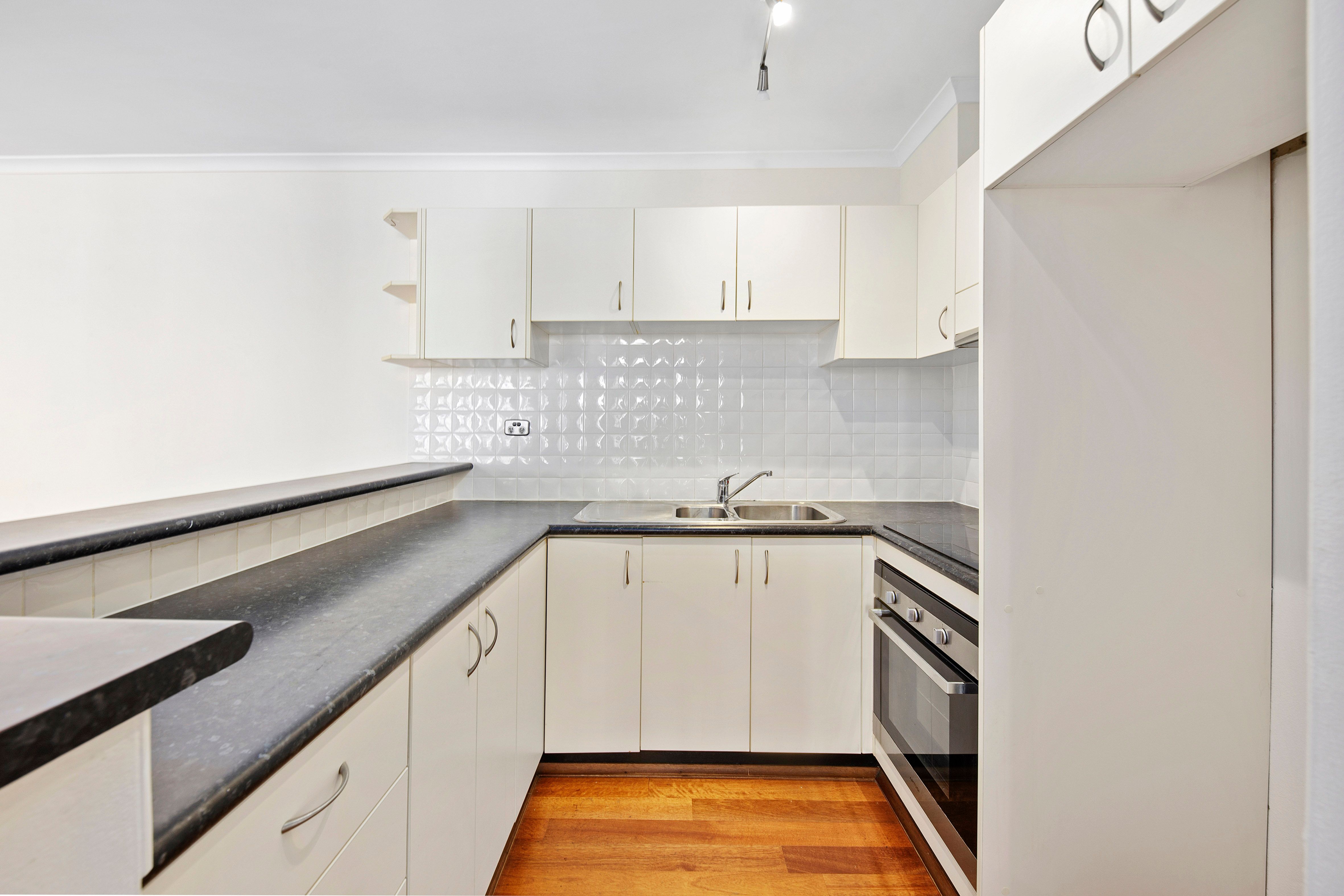 13/53 Auburn Street, Sutherland, NSW 2232