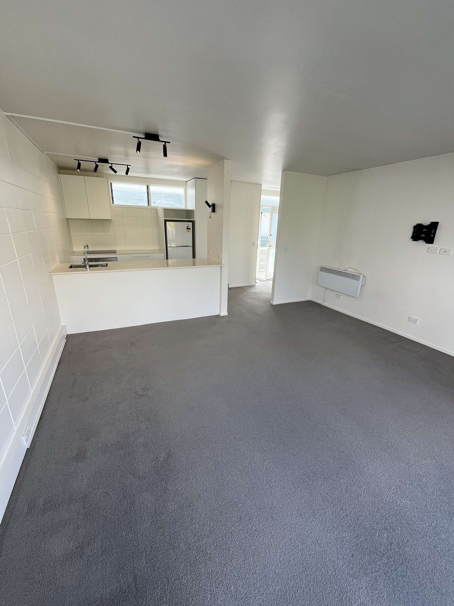15/49 St Stephens Avenue photo 2