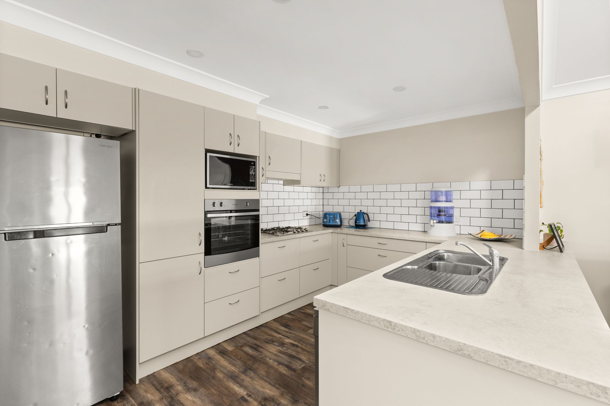 12 Stonehaven Drive — photo 8 of 30