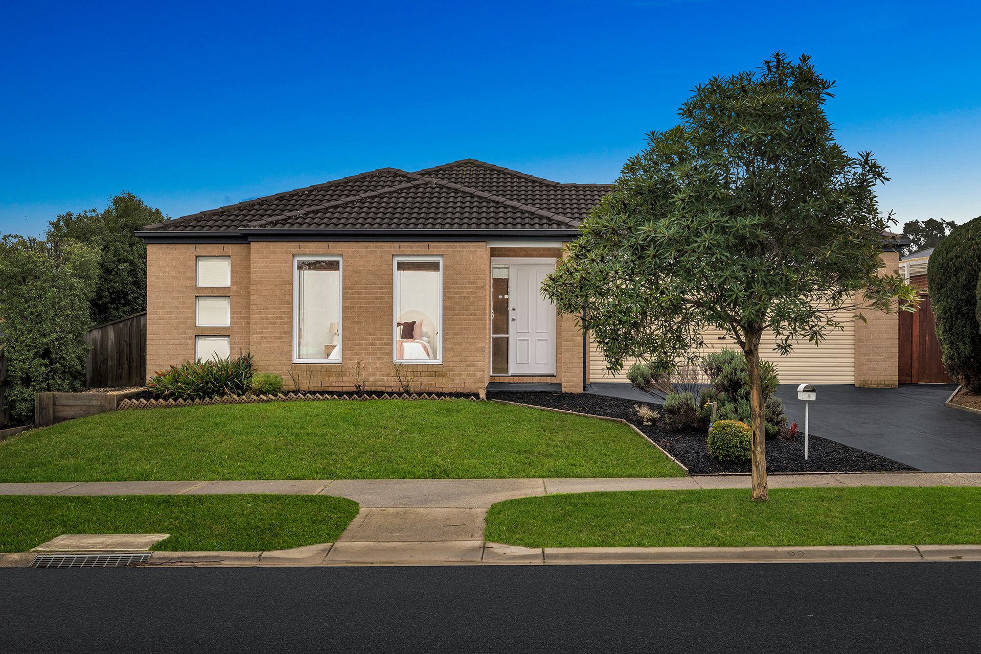 8 Ogle Way — photo from Ray White Cranbourne