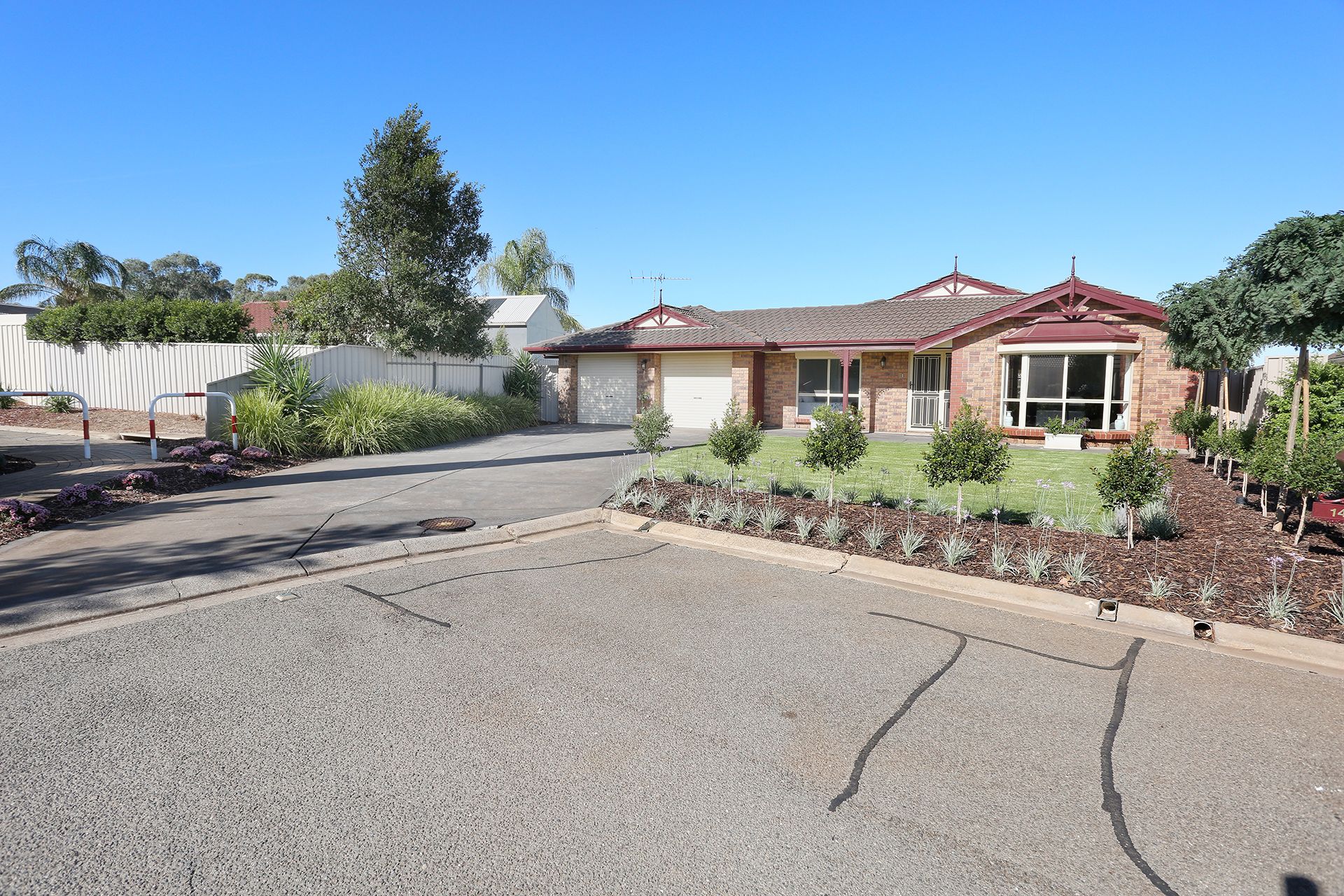 14 Edward Avenue, Craigmore, SA 5114