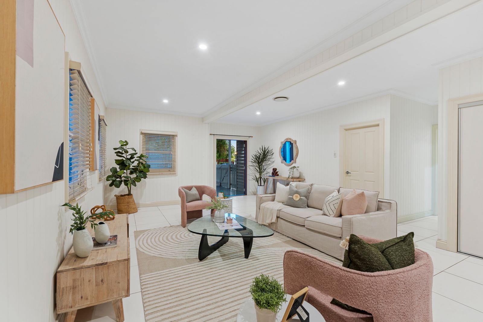 129 Belgrave Street — photo 7 of 25
