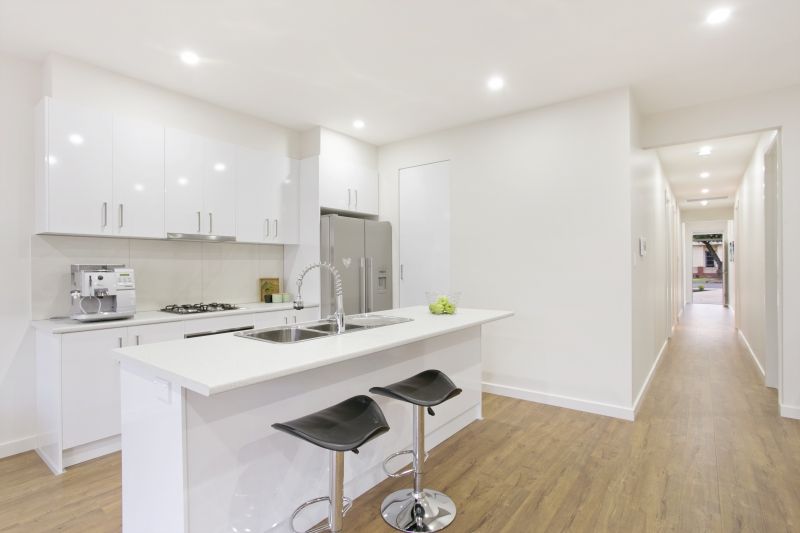 11 Windsor Avenue, Clearview, SA 5085