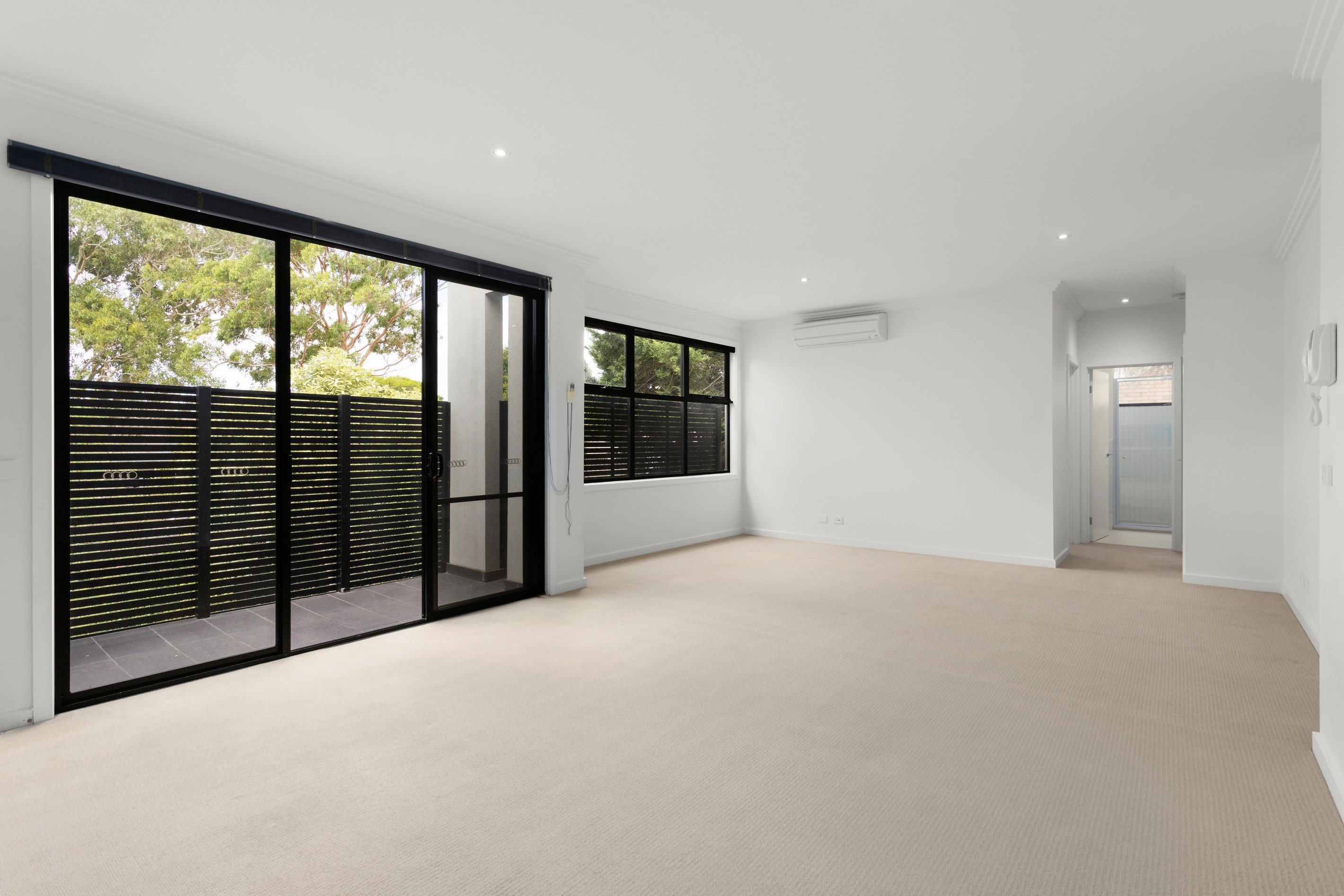 10/1312 Dandenong Road, Hughesdale, VIC 3166