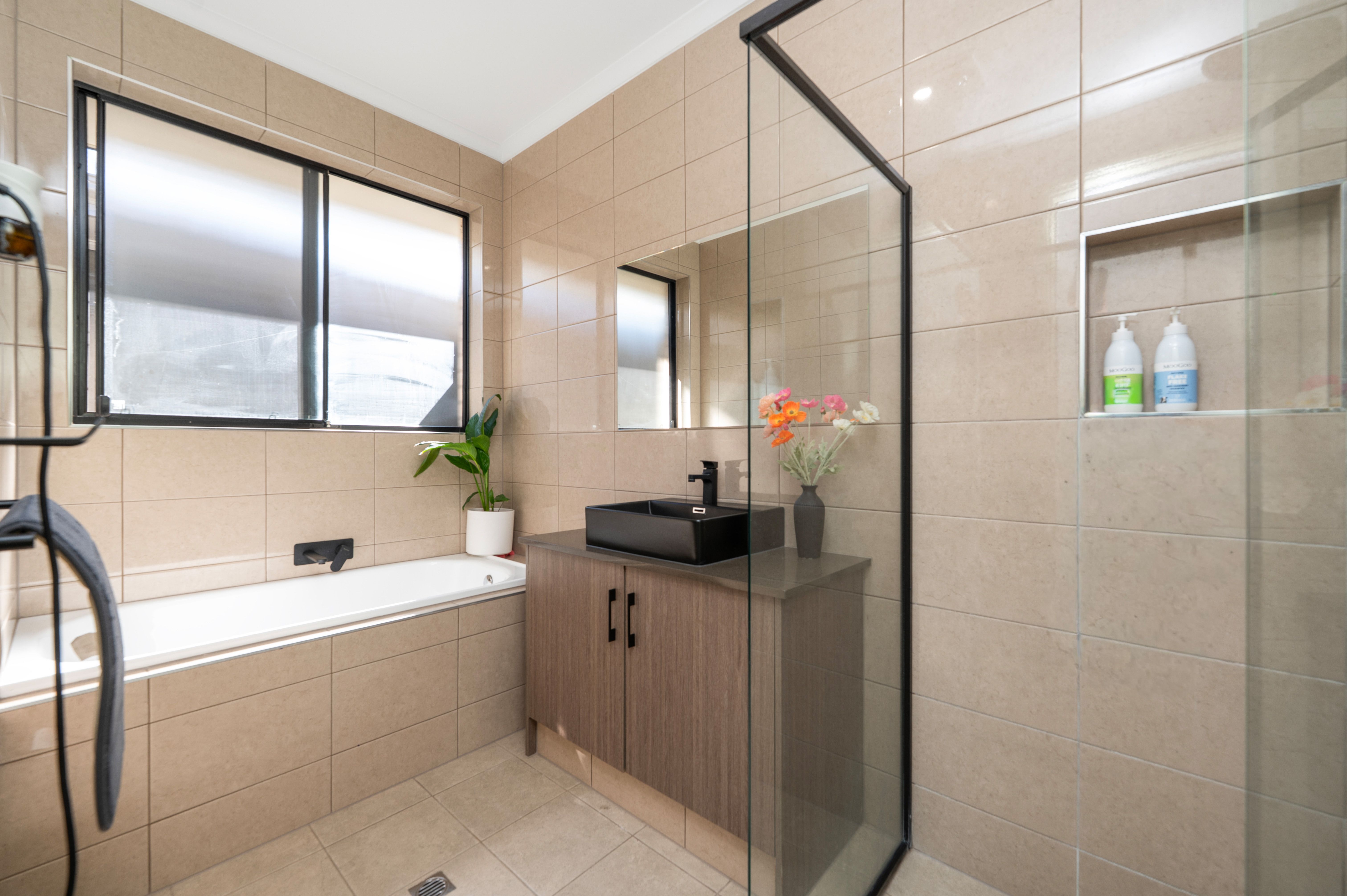 27 Montague Road — photo 17 of 20