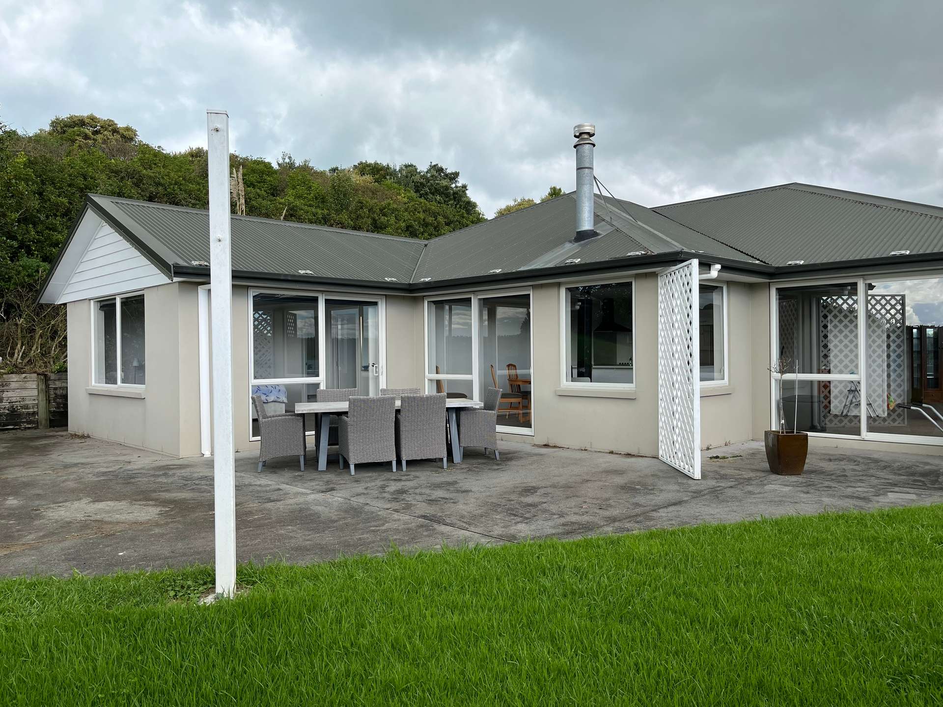 15 Seascape Crescent photo 0