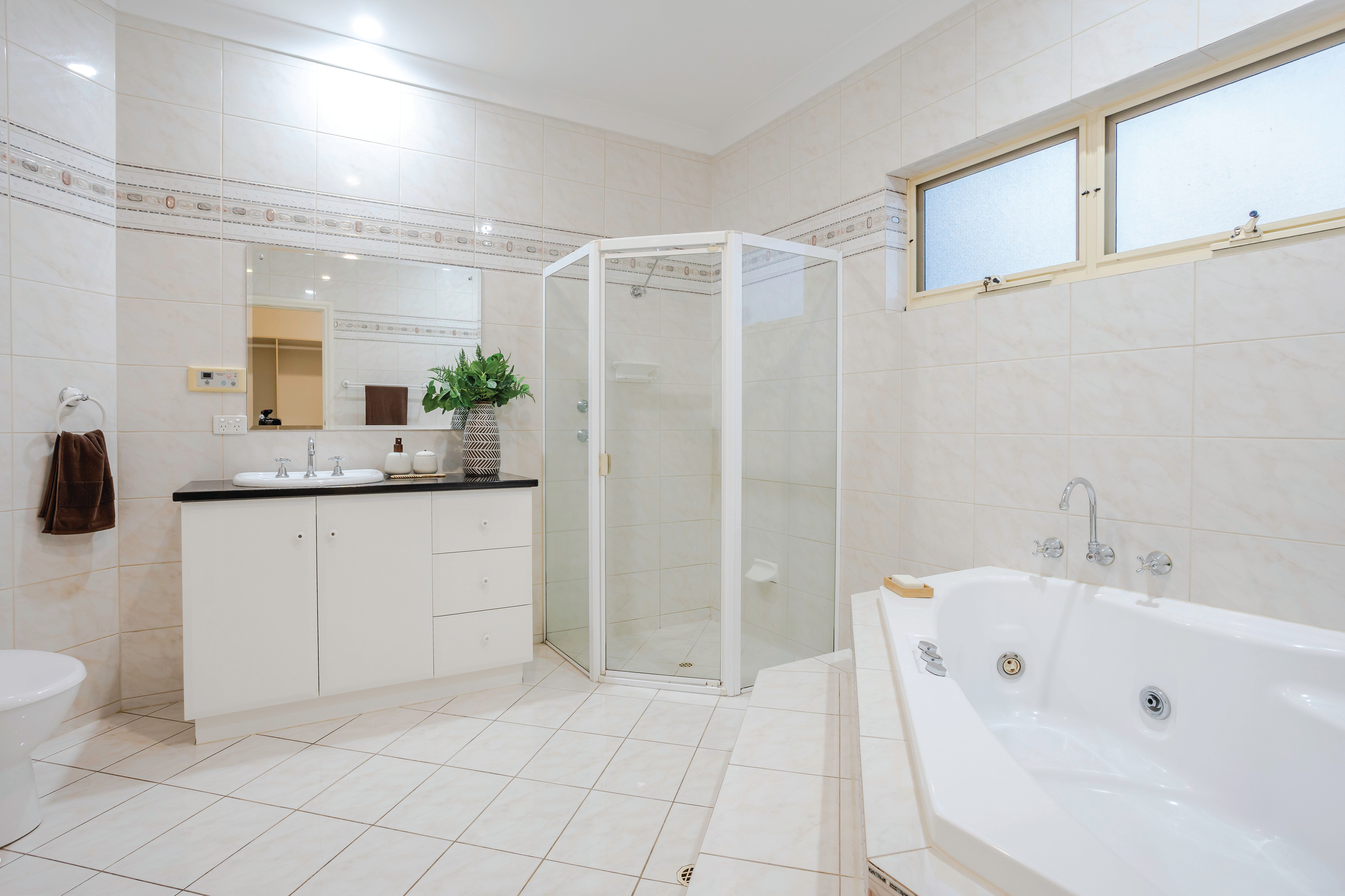 1 Cassia Crescent — photo 23 of 30