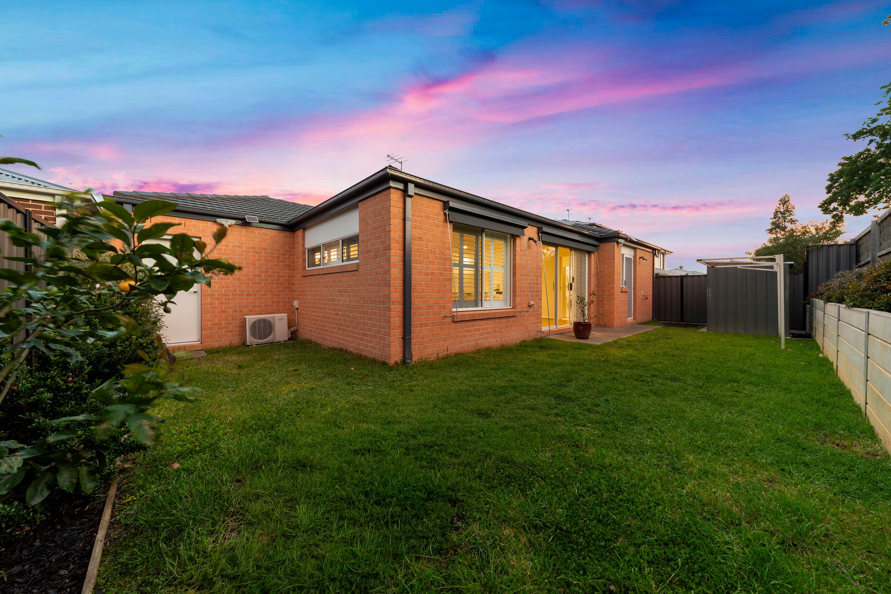 4 Addison Close — photo 16 of 22