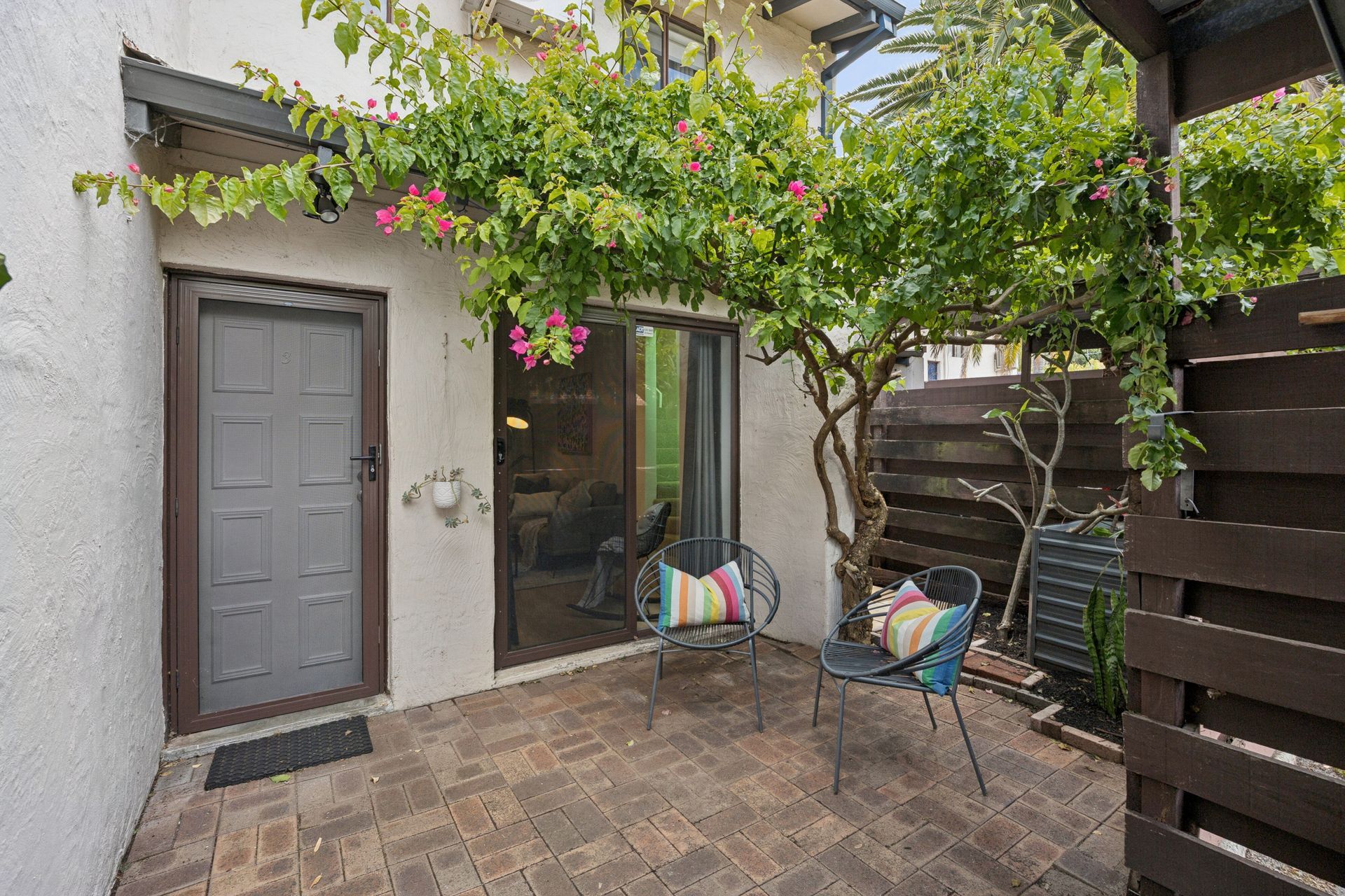 3/170 Carr Place — photo 3 of 21