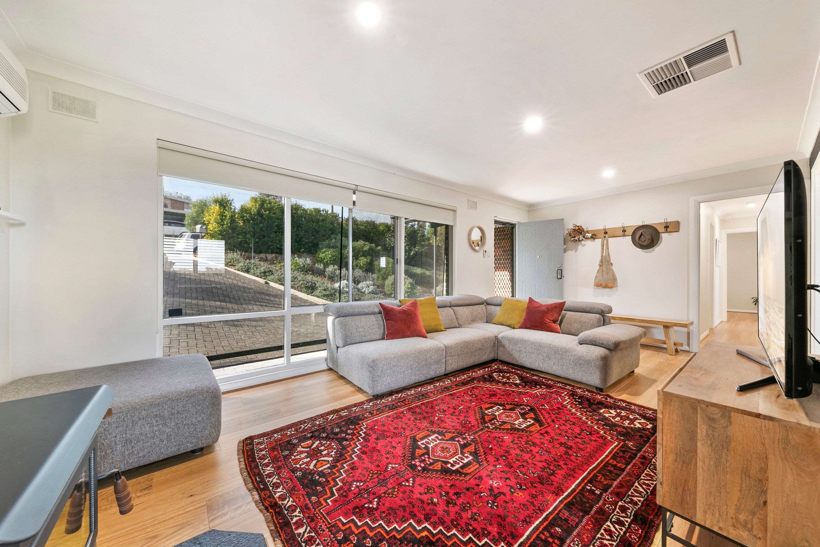 19 Flinders Drive, Valley View, SA 5093