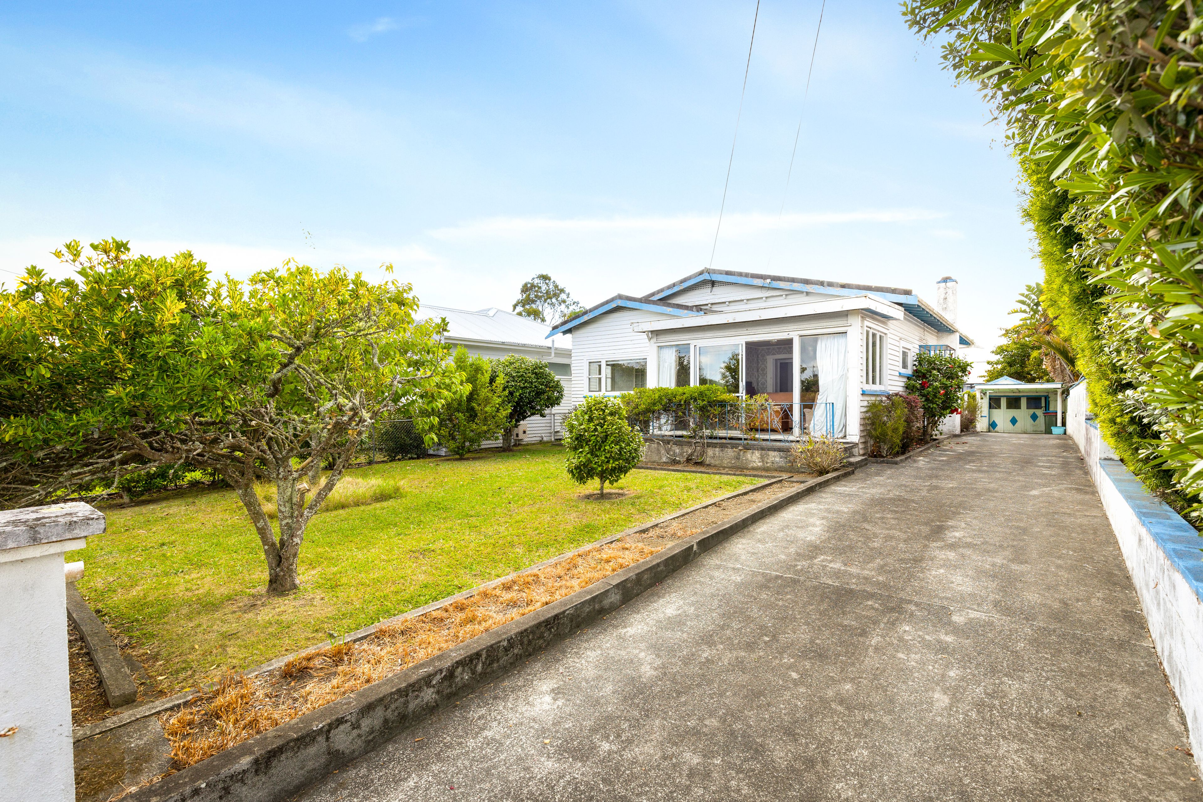 17 Pasadena Avenue, Point Chevalier, Auckland City