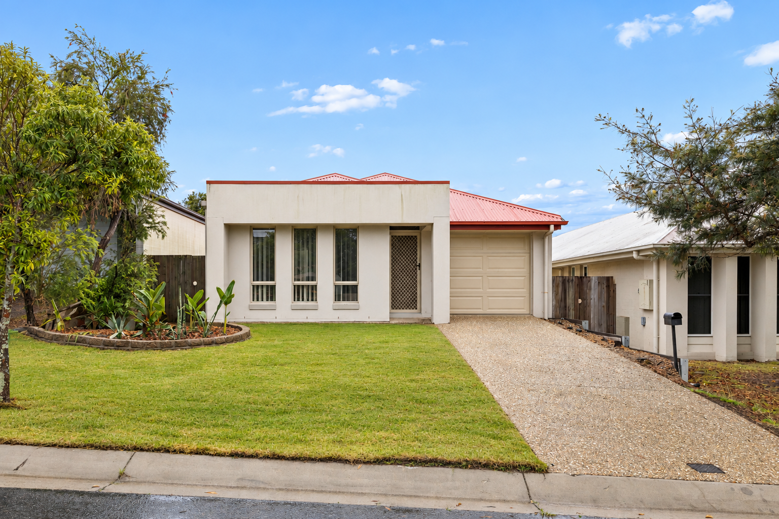 11 Dunes Crescent — photo from Ray White North Lakes