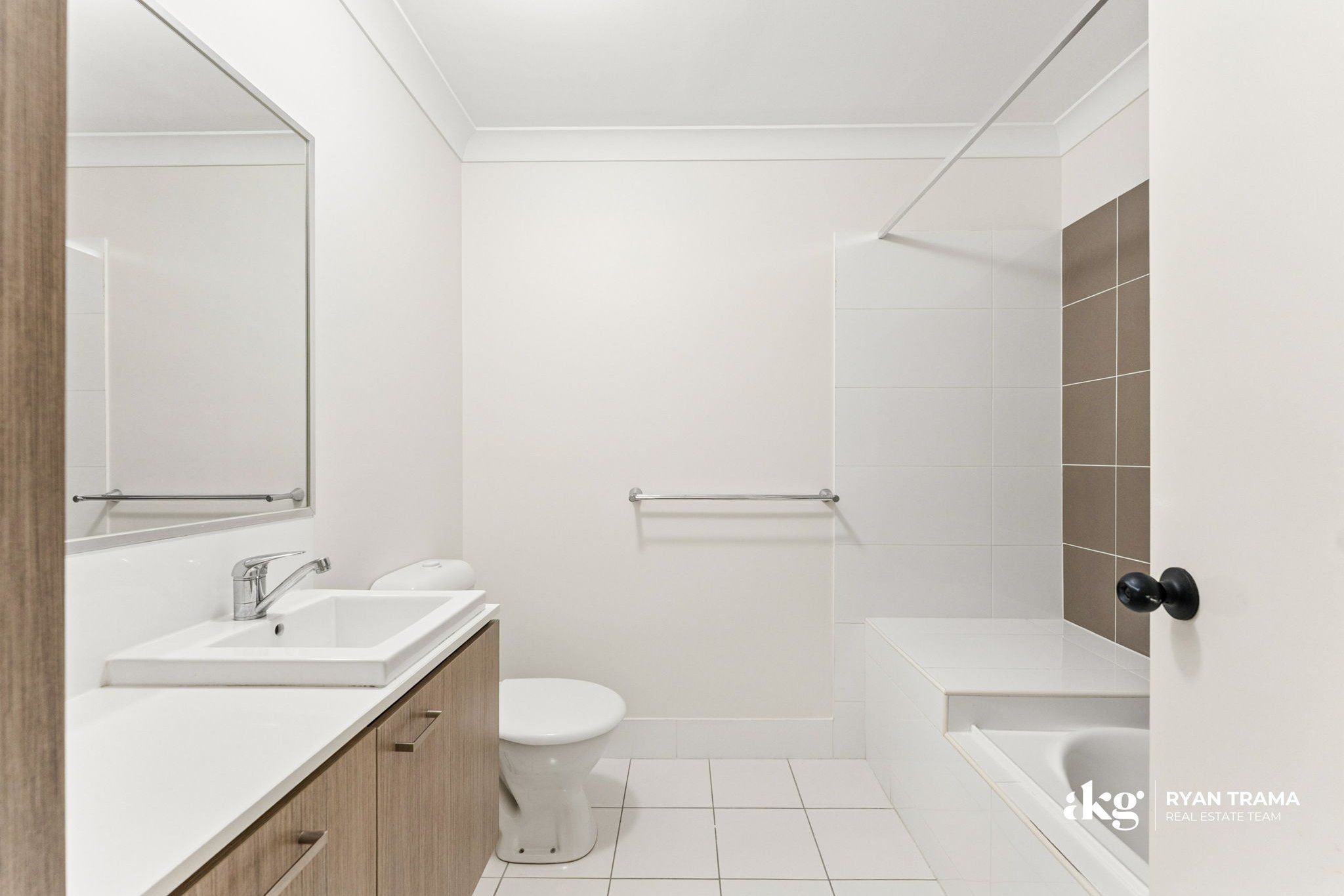 11/6 Mactier Drive — photo 14 of 28