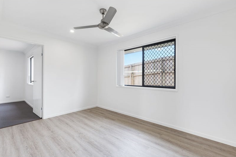 37 John Oxley Drive — photo 4 of 9
