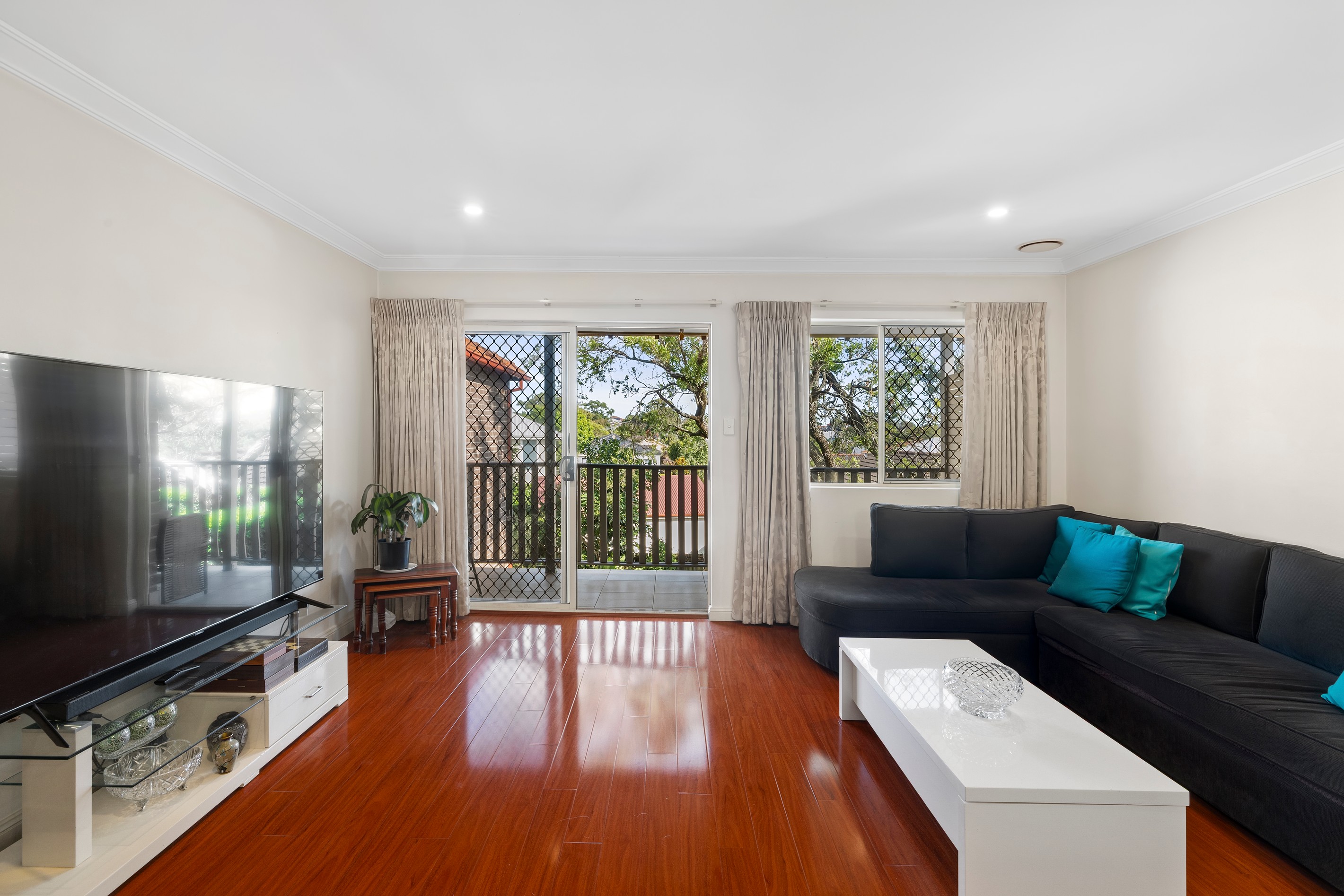 272 Lyons Road, Russell Lea, NSW 2046