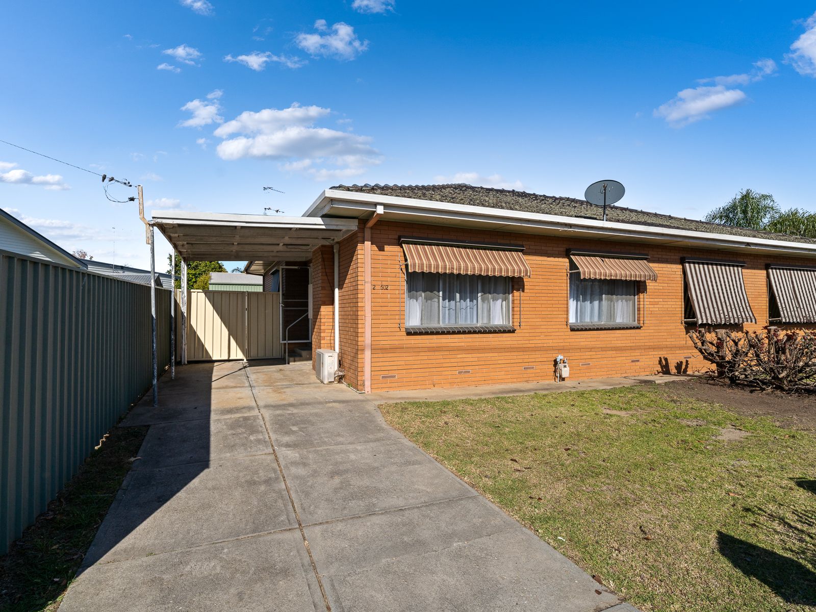 2/502 Hague, Lavington, NSW 2641