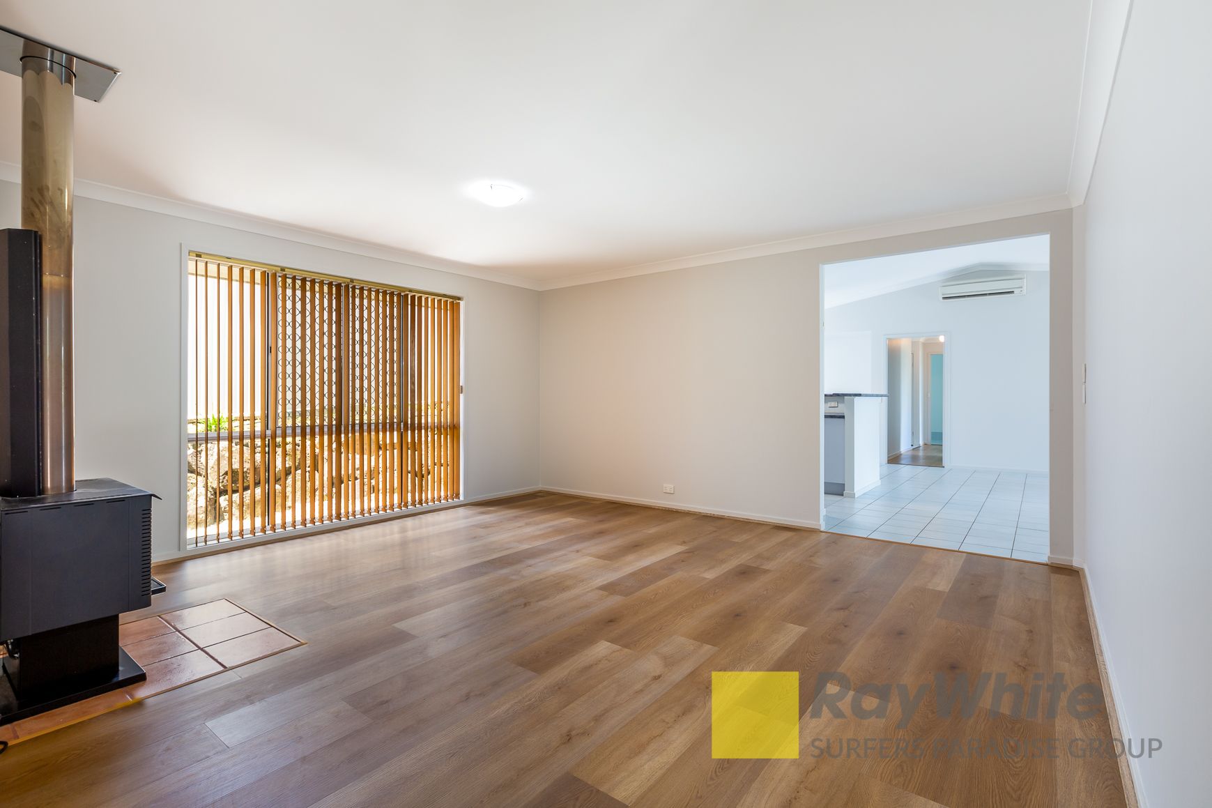 8 Lucille Ball Place, Parkwood, QLD 4214