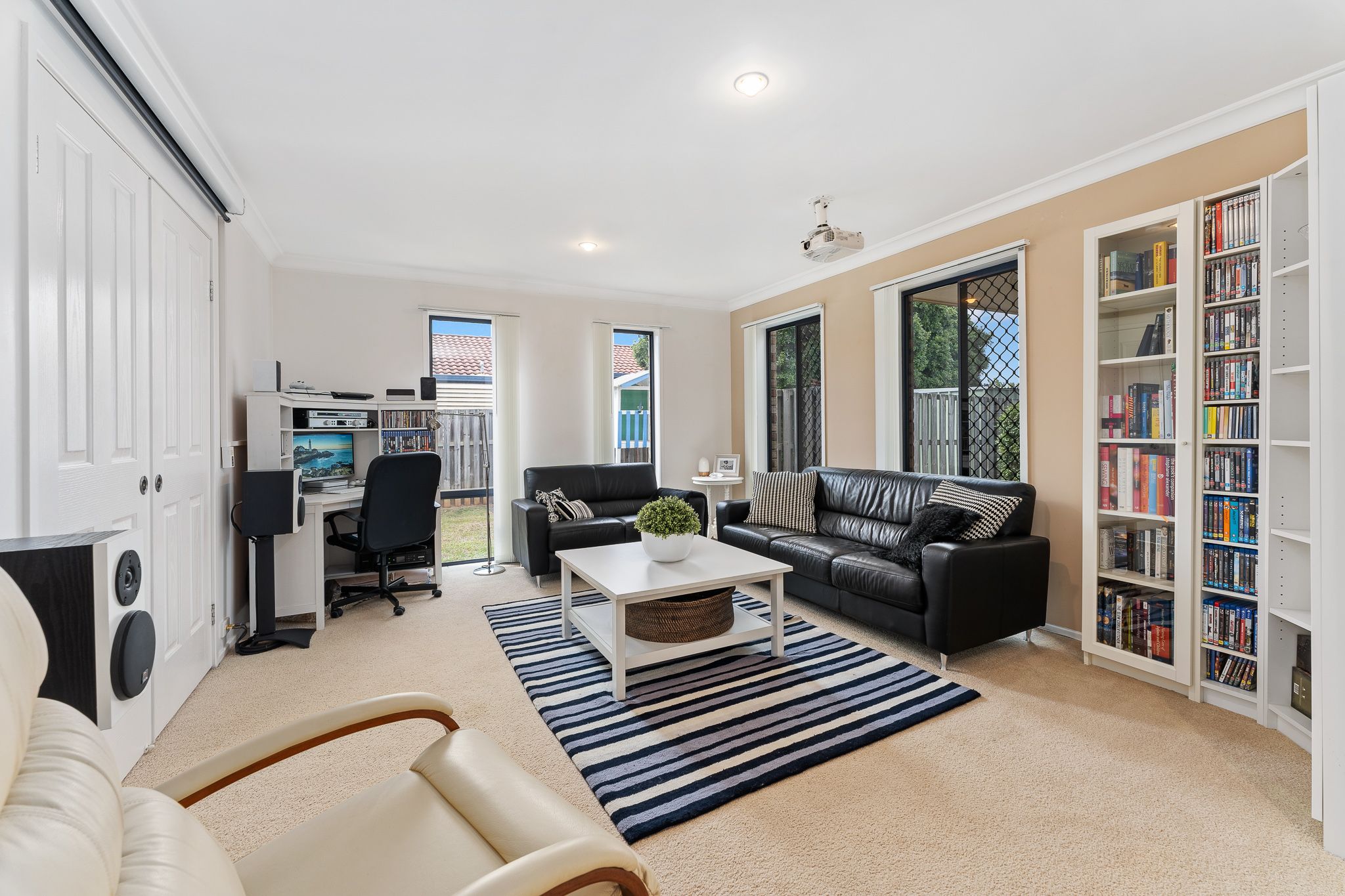 27 Turquoise Crescent, Griffin, QLD 4503