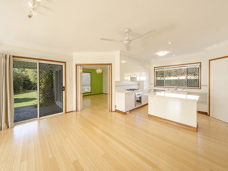 4 Kruiswijk Court, Middle Ridge, QLD 4350