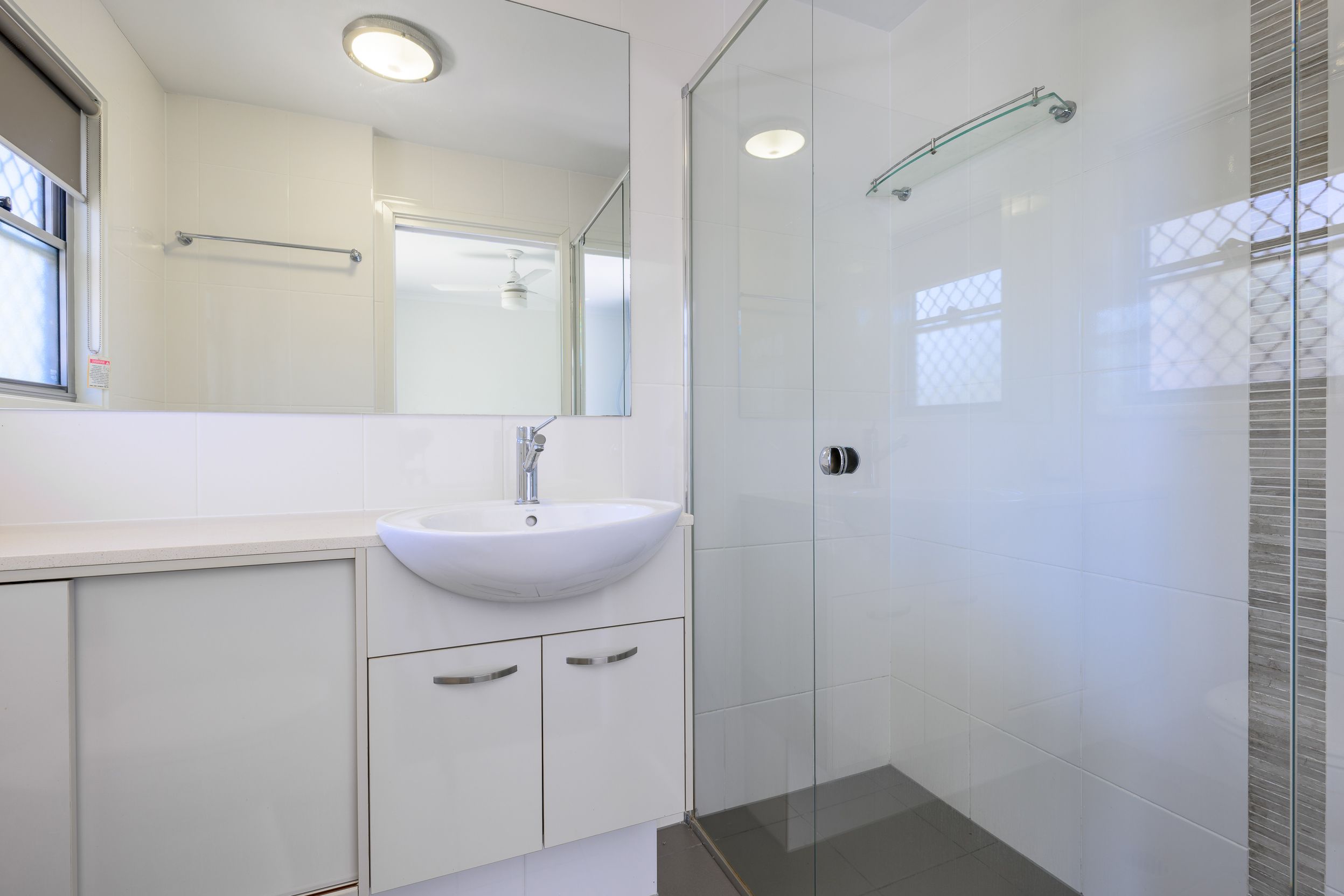 23/100 Glenlyon Street — photo 12 of 15