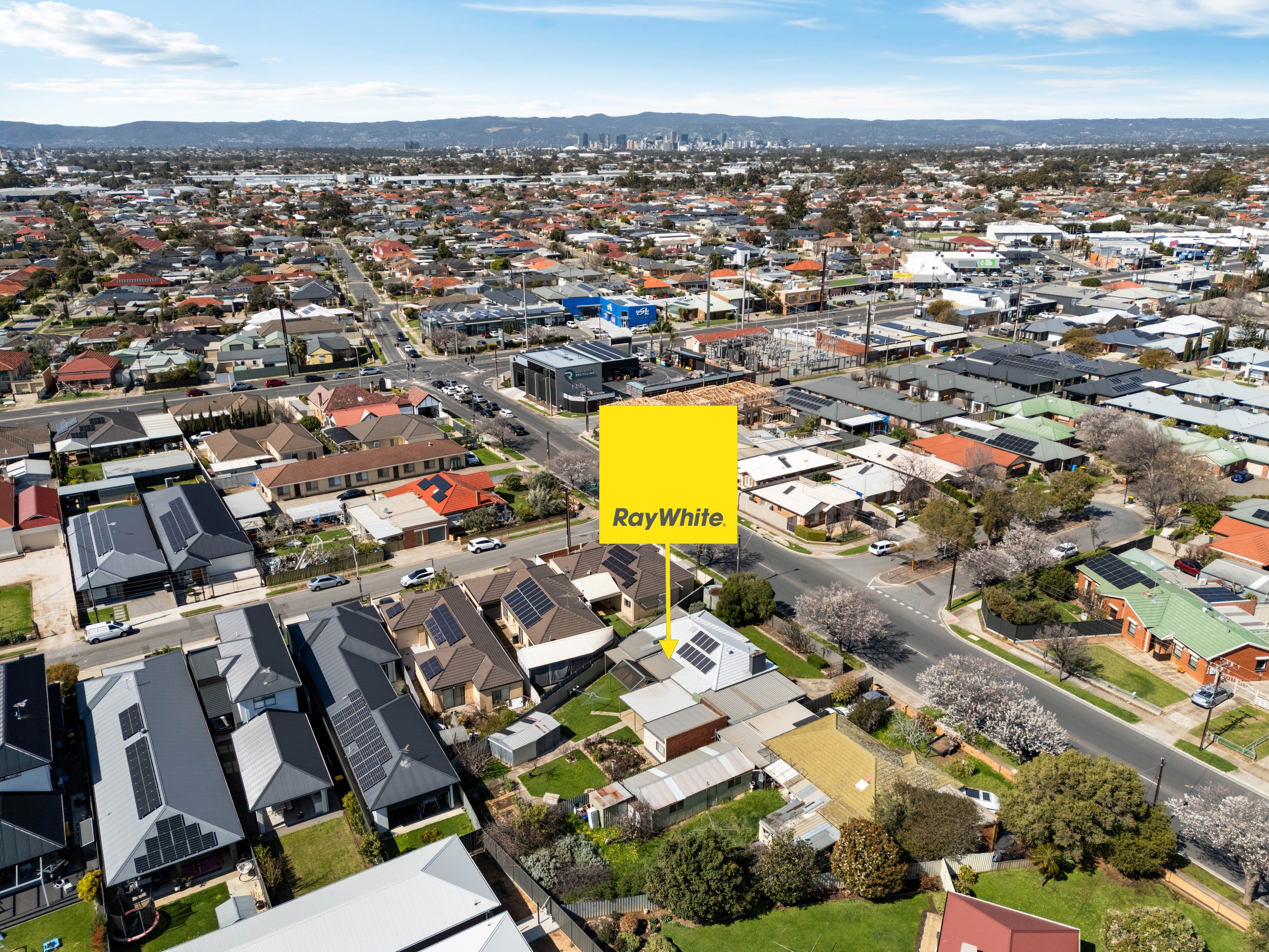 8 Trimmer Parade, Woodville West, SA 5011