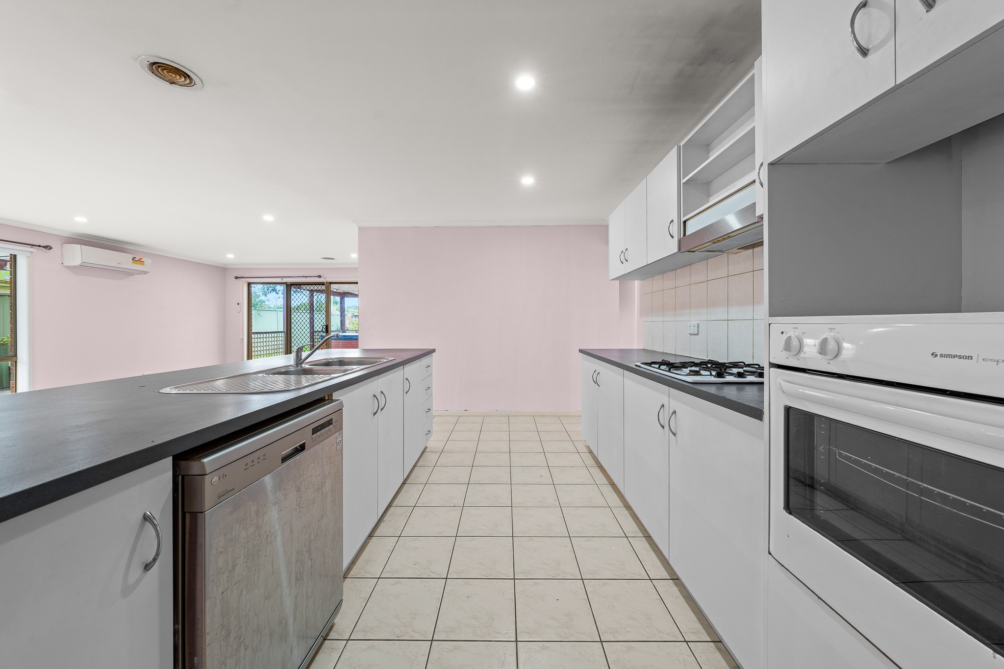 14 Greenock Crescent, Cranbourne East, VIC 3977