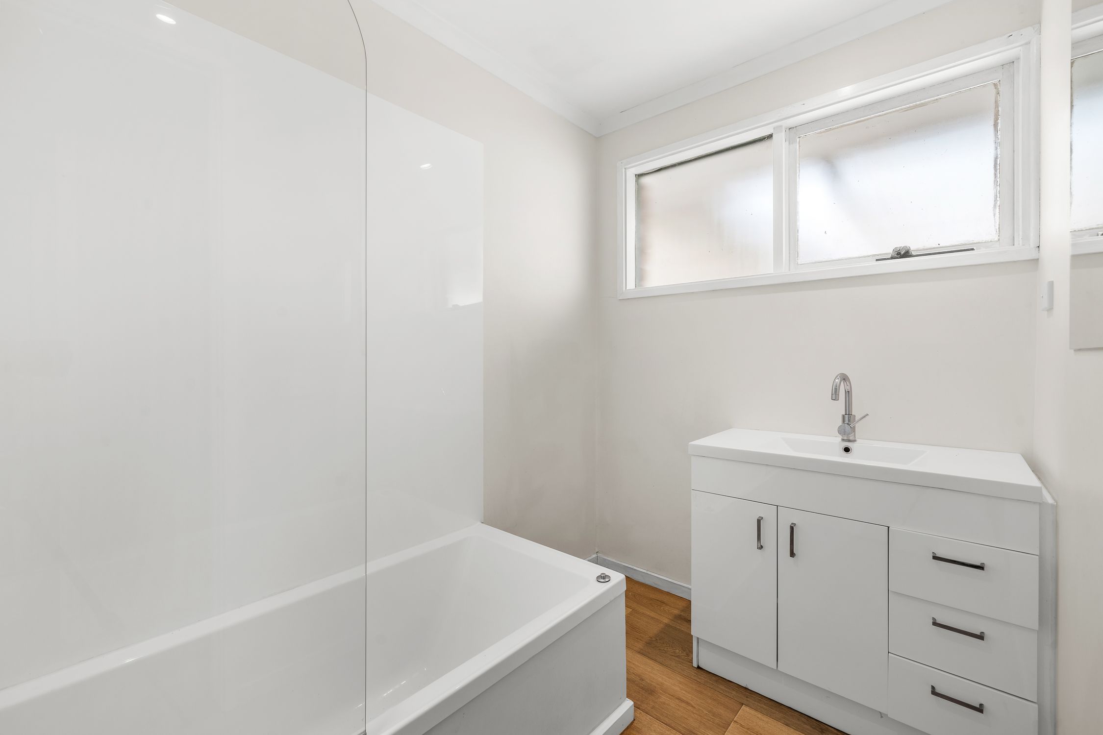 9 Smethurst Avenue — photo 7 of 10