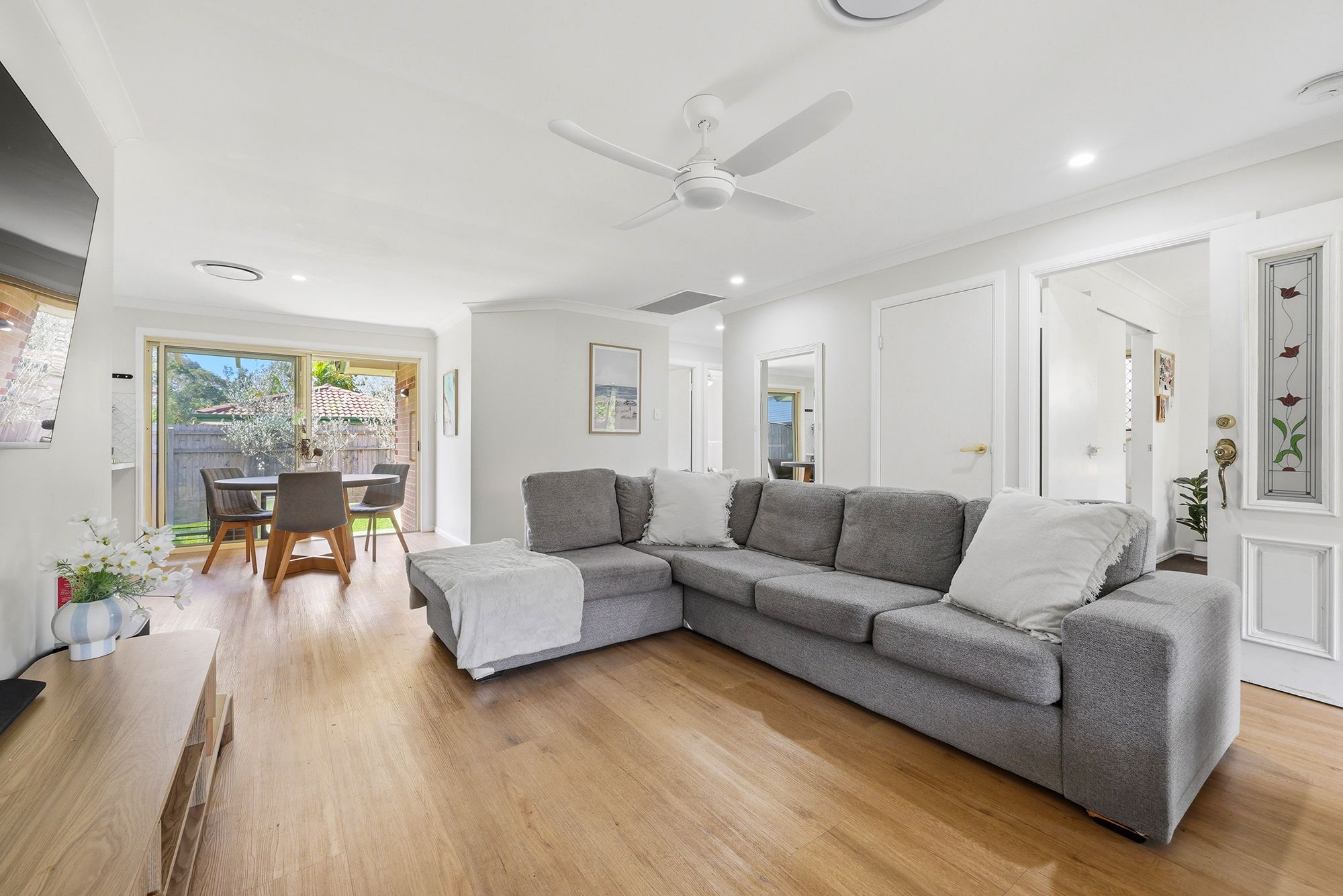 20/1 Bridgman Drive — photo 10 of 23