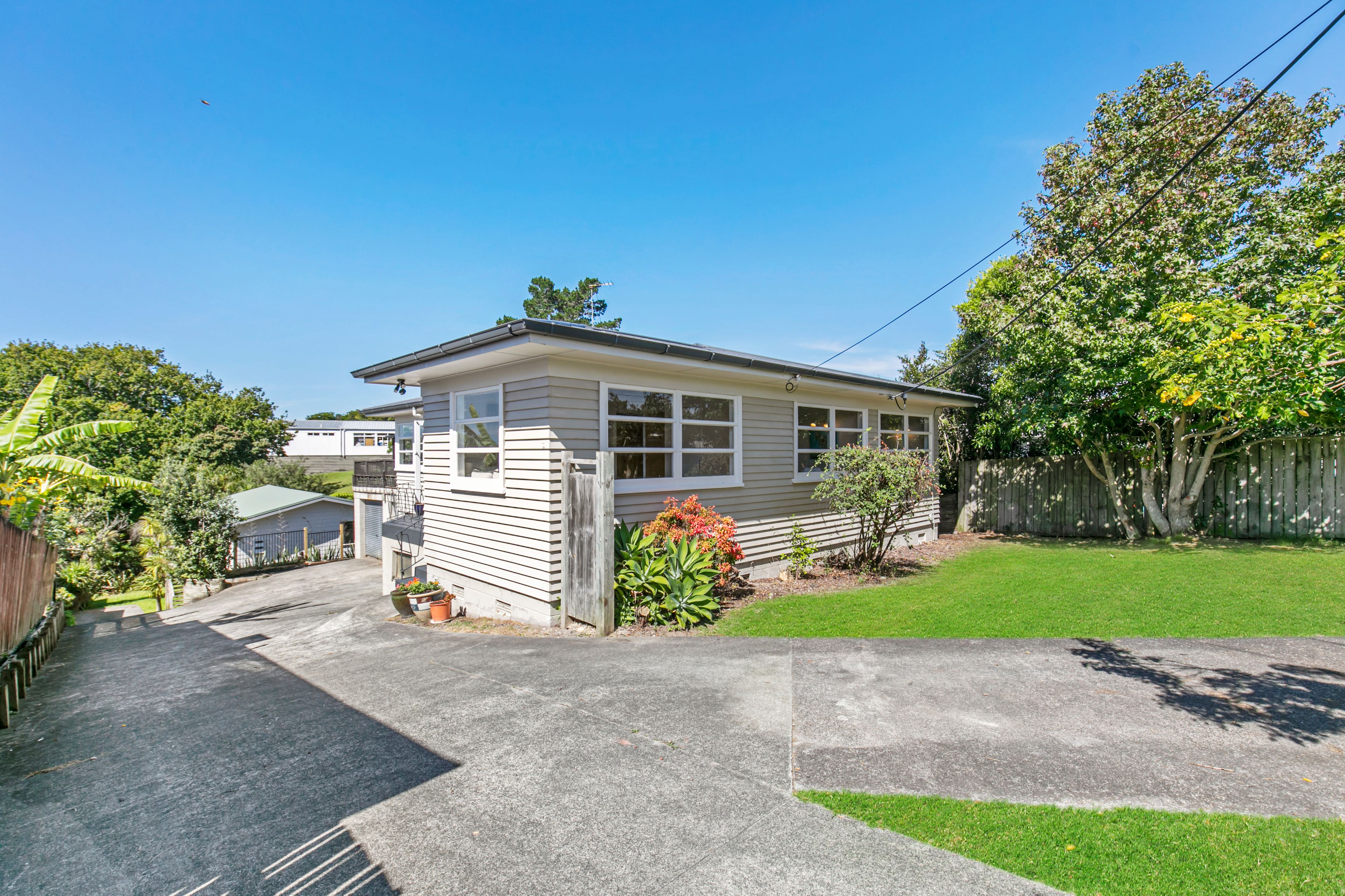 1/289 Rangatira Road, Beach Haven, North Shore City
