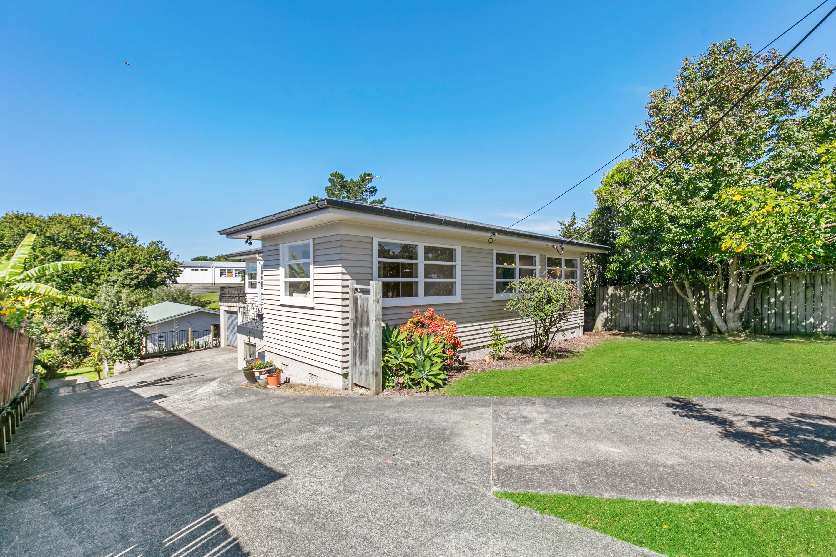 1/289 Rangatira Road, Beach Haven, North Shore City