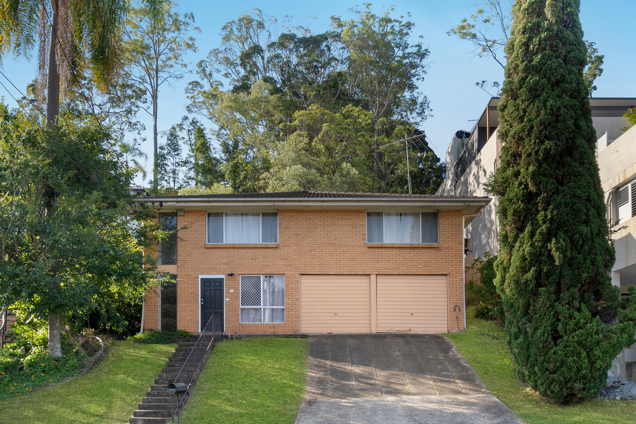 23 Roseglen Street, Greenslopes, QLD 4120